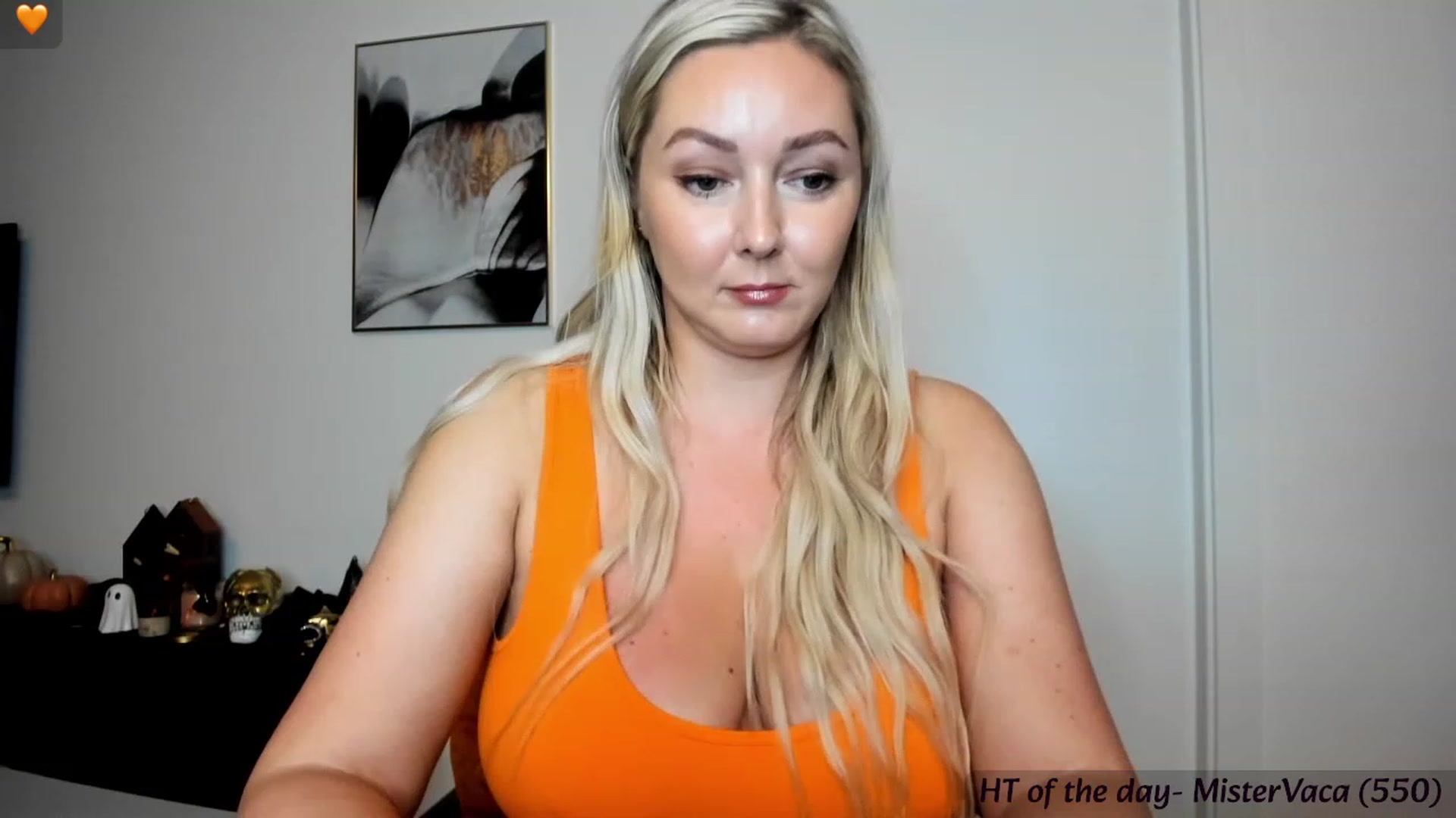 Gallery image thumbnail from Mi_Ha's myfreecams stream on, 11/01/2023, 17:01 image 8 of 20