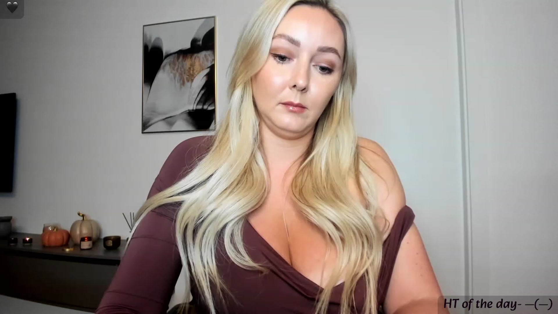 Gallery image thumbnail from Mi_Ha's myfreecams stream on, 11/02/2023, 16:12 image 12 of 20