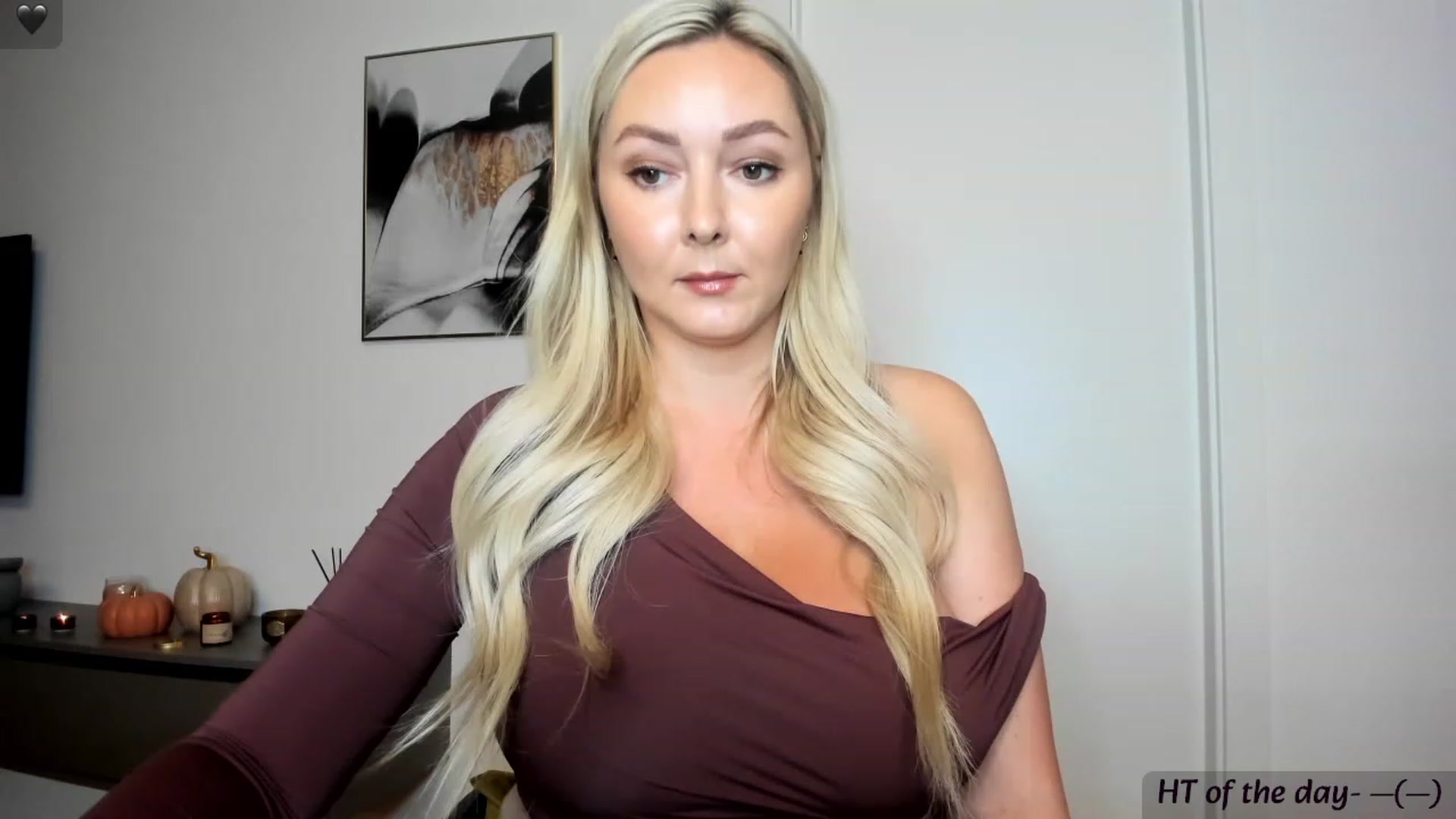 Gallery image thumbnail from Mi_Ha's myfreecams stream on, 11/02/2023, 16:12 image 5 of 20