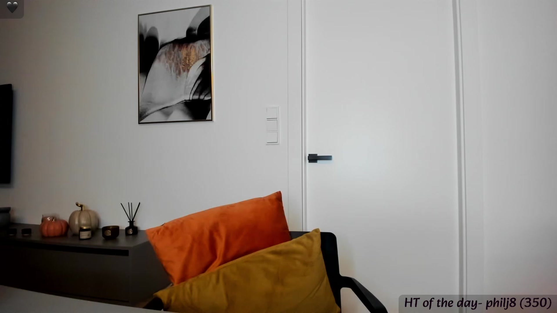 Gallery image thumbnail from Mi_Ha's myfreecams stream on, 11/04/2023, 16:23 image 13 of 20