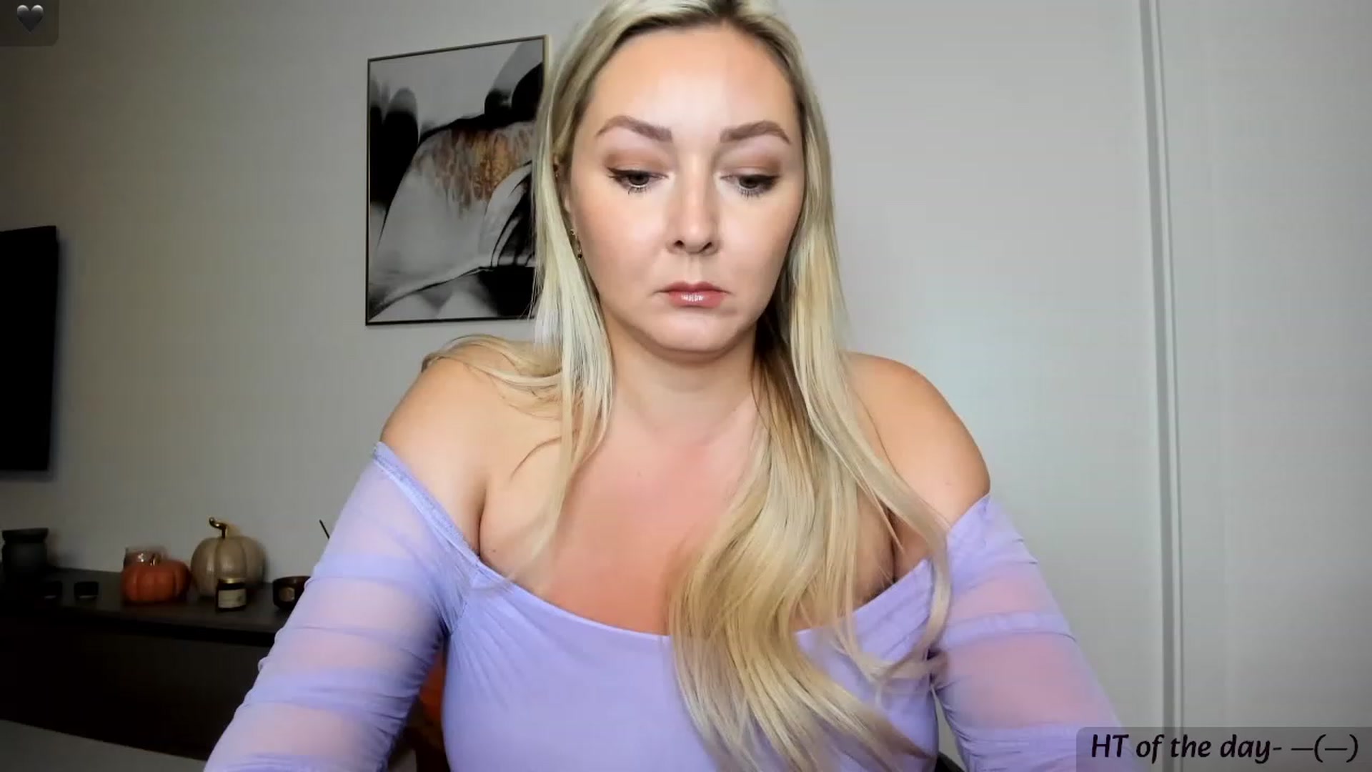 Gallery image thumbnail from Mi_Ha's myfreecams stream on, 11/05/2023, 17:00 image 2 of 20