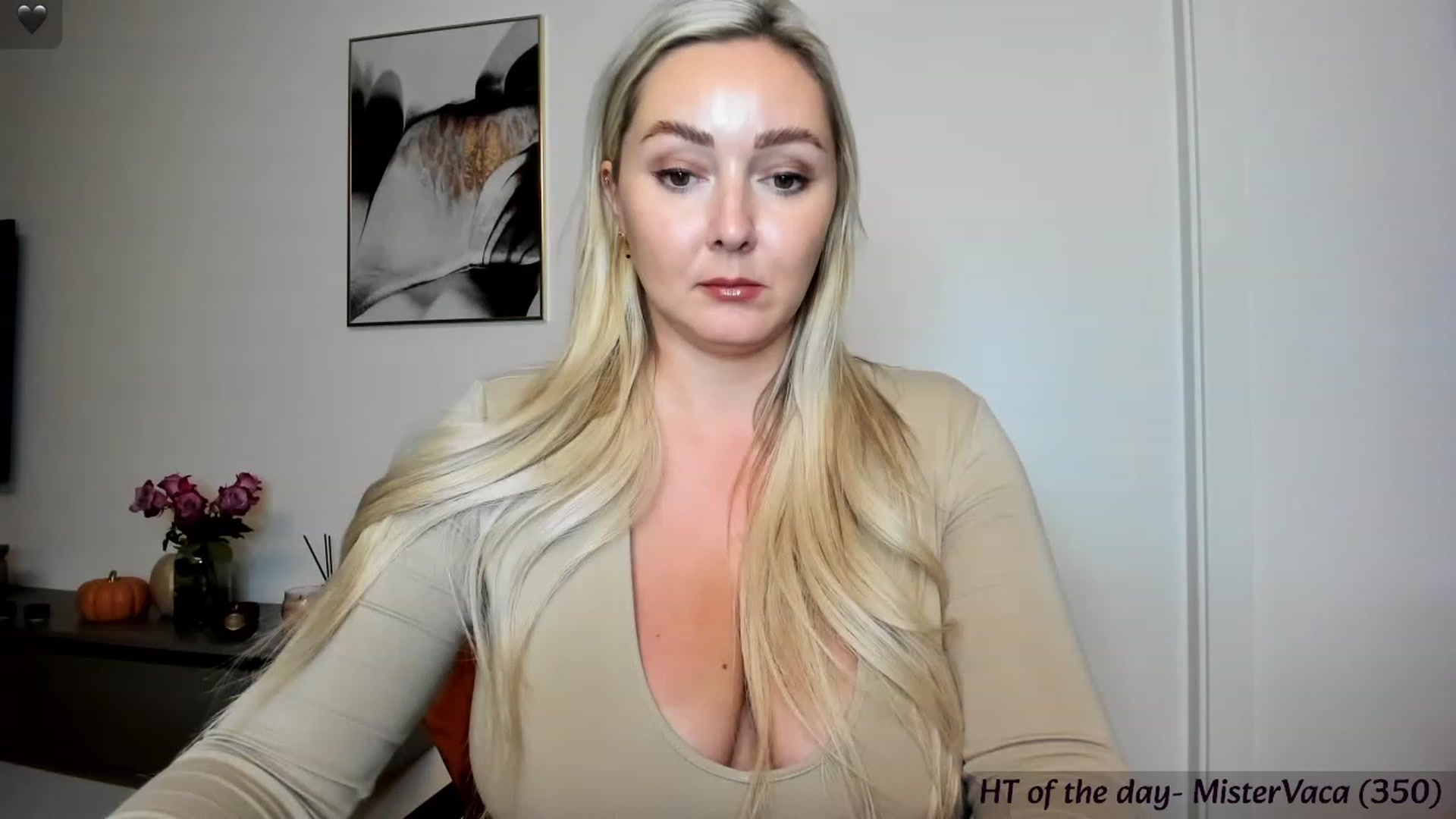 Gallery image thumbnail from Mi_Ha's myfreecams stream on, 11/06/2023, 22:12 image 20 of 20