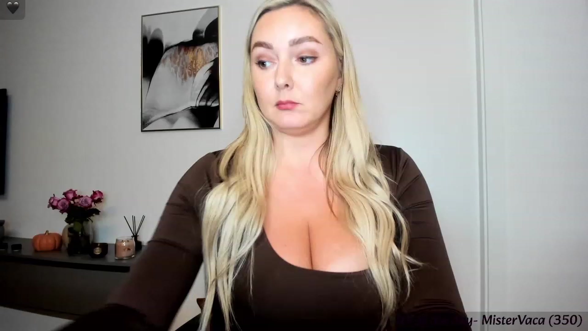 Gallery image thumbnail from Mi_Ha's myfreecams stream on, 11/07/2023, 17:16 image 20 of 20