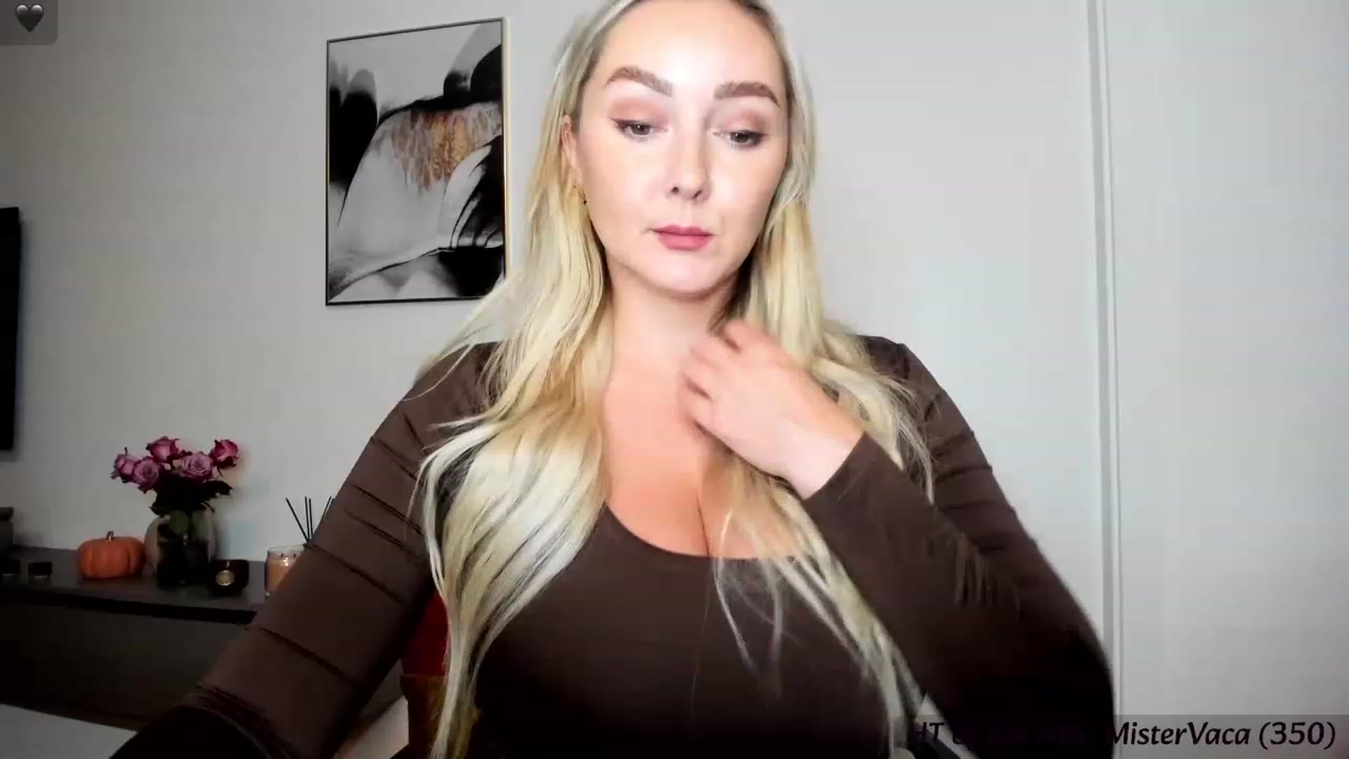 Gallery image thumbnail from Mi_Ha's myfreecams stream on, 11/07/2023, 17:16 image 3 of 20
