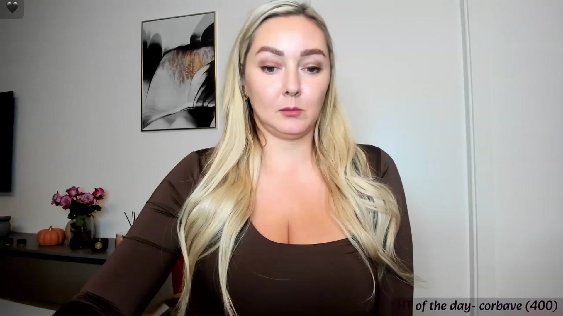 Gallery image thumbnail from Mi_Ha's myfreecams stream on, 11/07/2023, 23:10 image 7 of 20