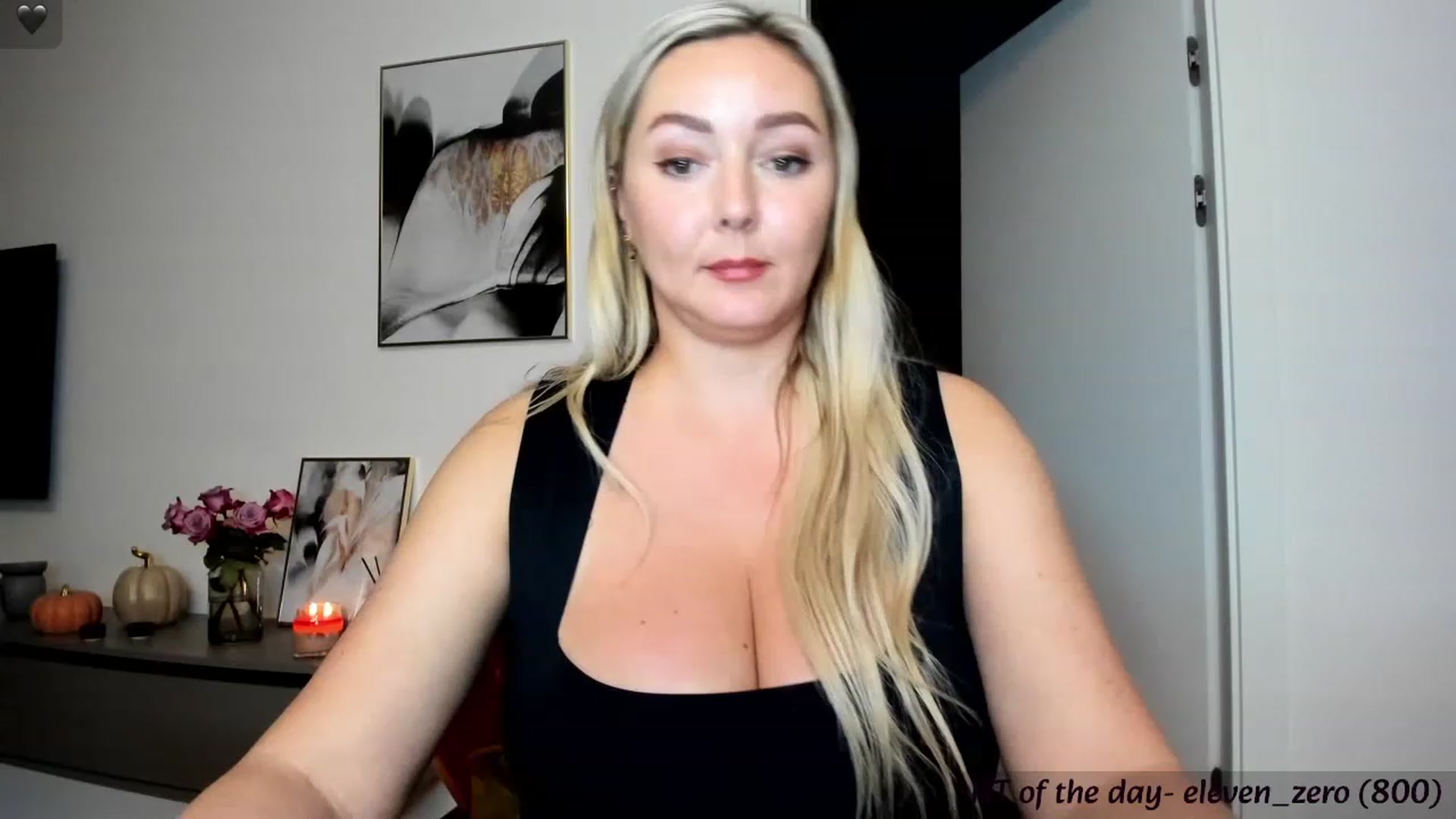 Gallery image thumbnail from Mi_Ha's myfreecams stream on, 11/08/2023, 23:43 image 19 of 20