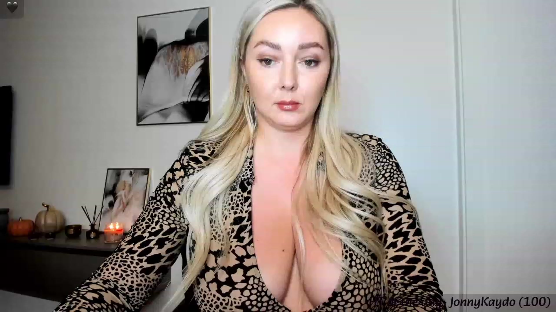 Gallery image thumbnail from Mi_Ha's myfreecams stream on, 11/12/2023, 21:26 image 5 of 20