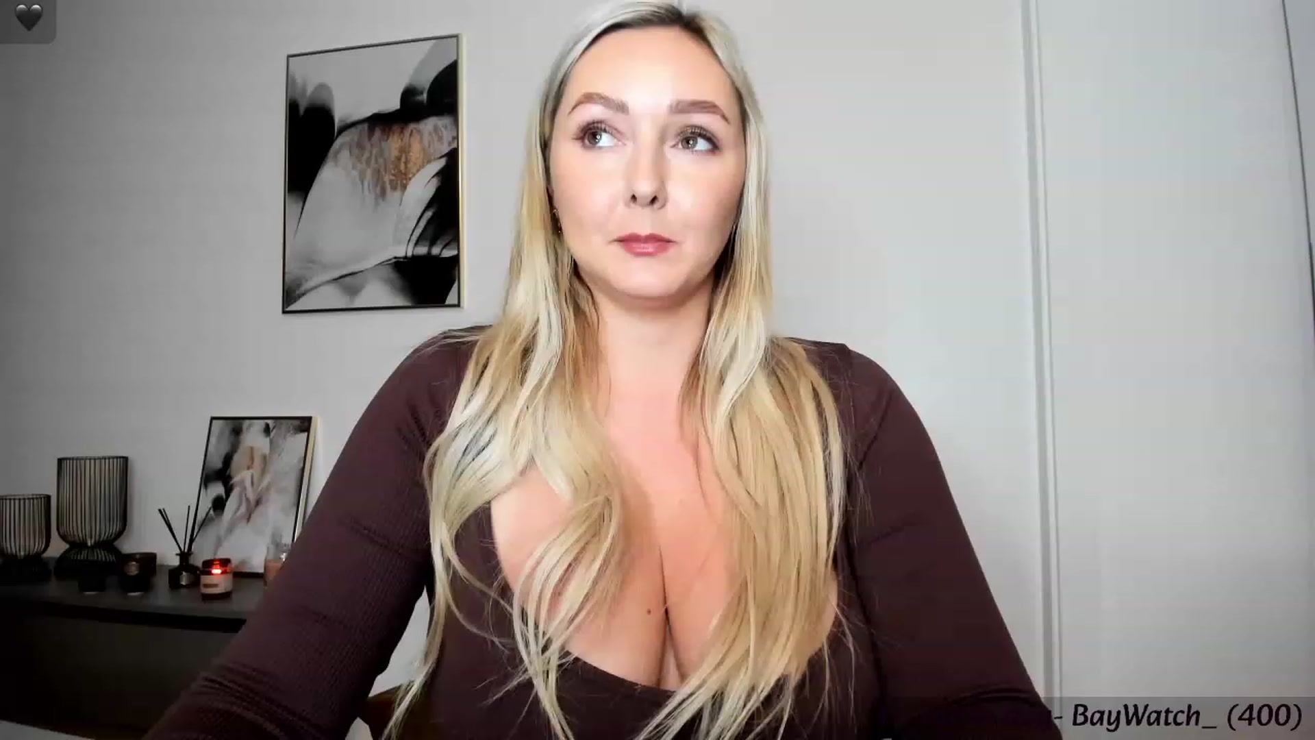 Gallery image thumbnail from Mi_Ha's myfreecams stream on, 11/16/2023, 18:23 image 5 of 20