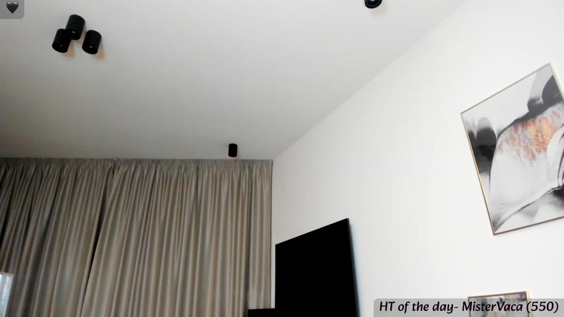 Gallery image thumbnail from Mi_Ha's myfreecams stream on, 11/19/2023, 18:16 image 18 of 20