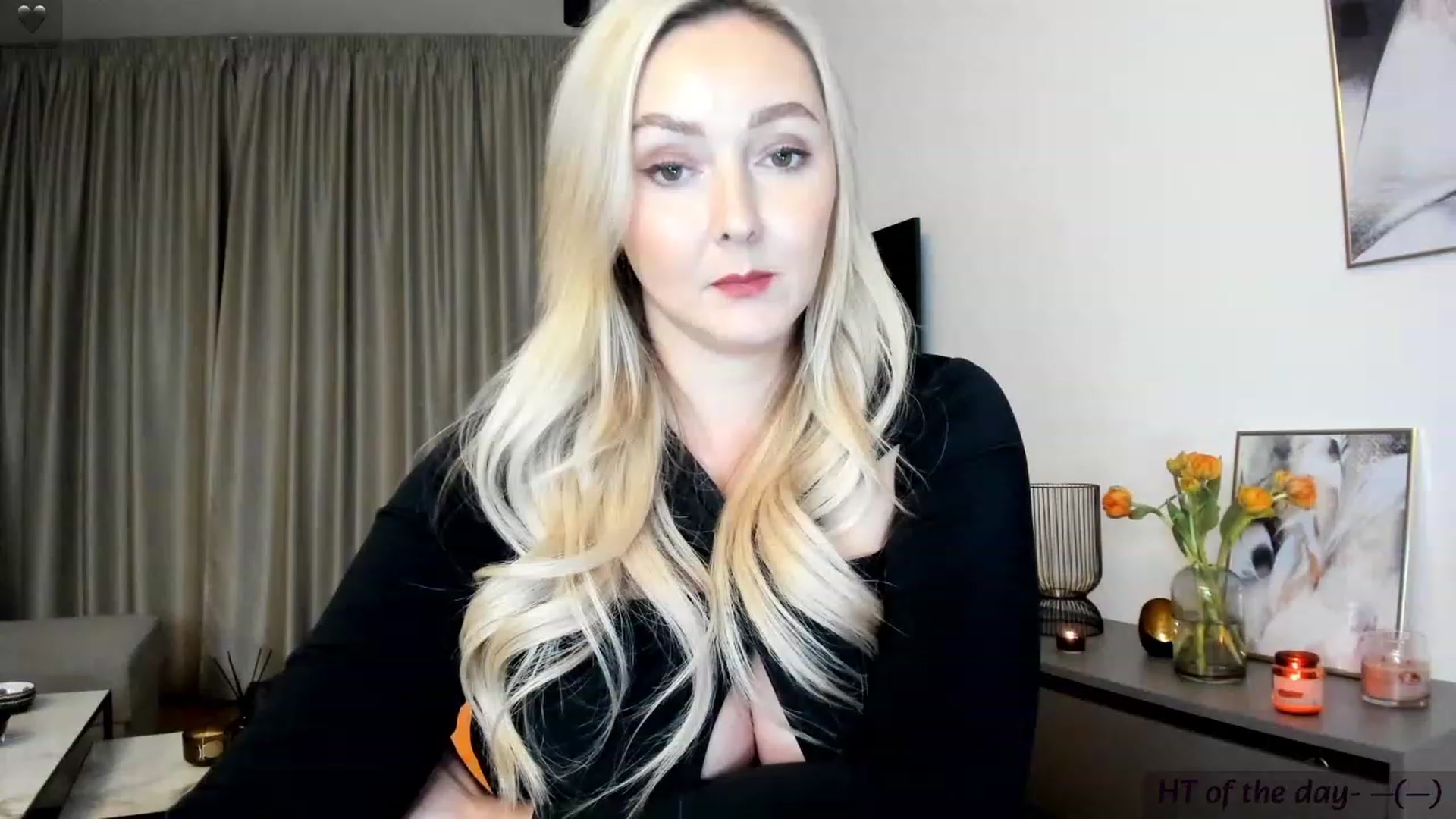 Gallery image thumbnail from Mi_Ha's myfreecams stream on, 11/21/2023, 16:10 image 1 of 20