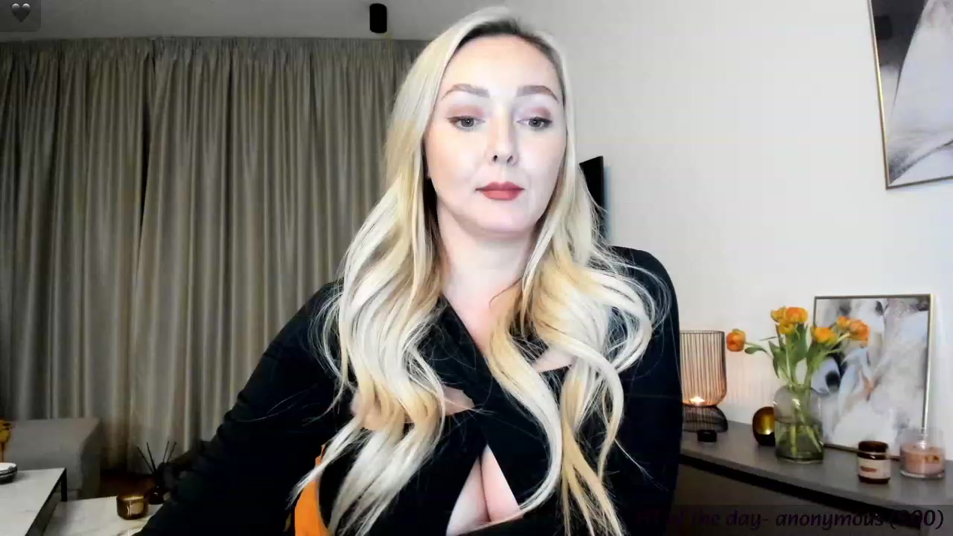 Gallery image thumbnail from Mi_Ha's myfreecams stream on, 11/21/2023, 21:46 image 9 of 20