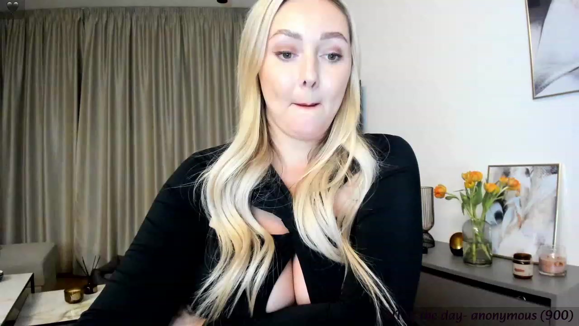 Gallery image thumbnail from Mi_Ha's myfreecams stream on, 11/21/2023, 23:37 image 13 of 20