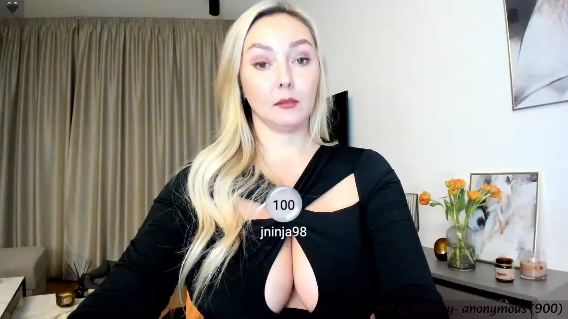 Gallery image thumbnail from Mi_Ha's myfreecams stream on, 11/21/2023, 23:37 image 6 of 20