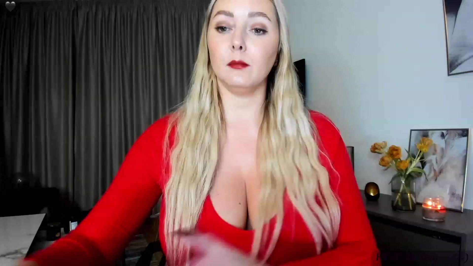 Gallery image thumbnail from Mi_Ha's myfreecams stream on, 11/23/2023, 15:16 image 9 of 20