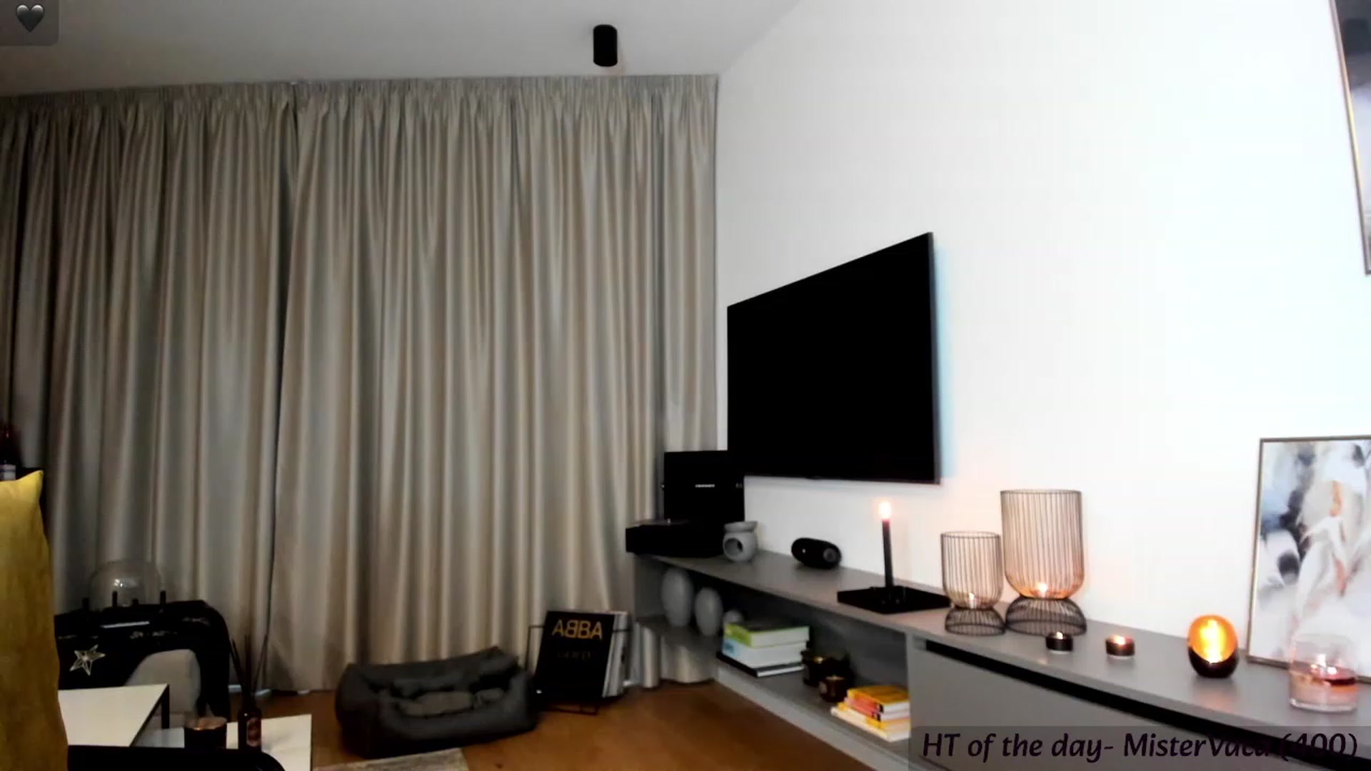 Gallery image thumbnail from Mi_Ha's myfreecams stream on, 11/26/2023, 16:33 image 6 of 20
