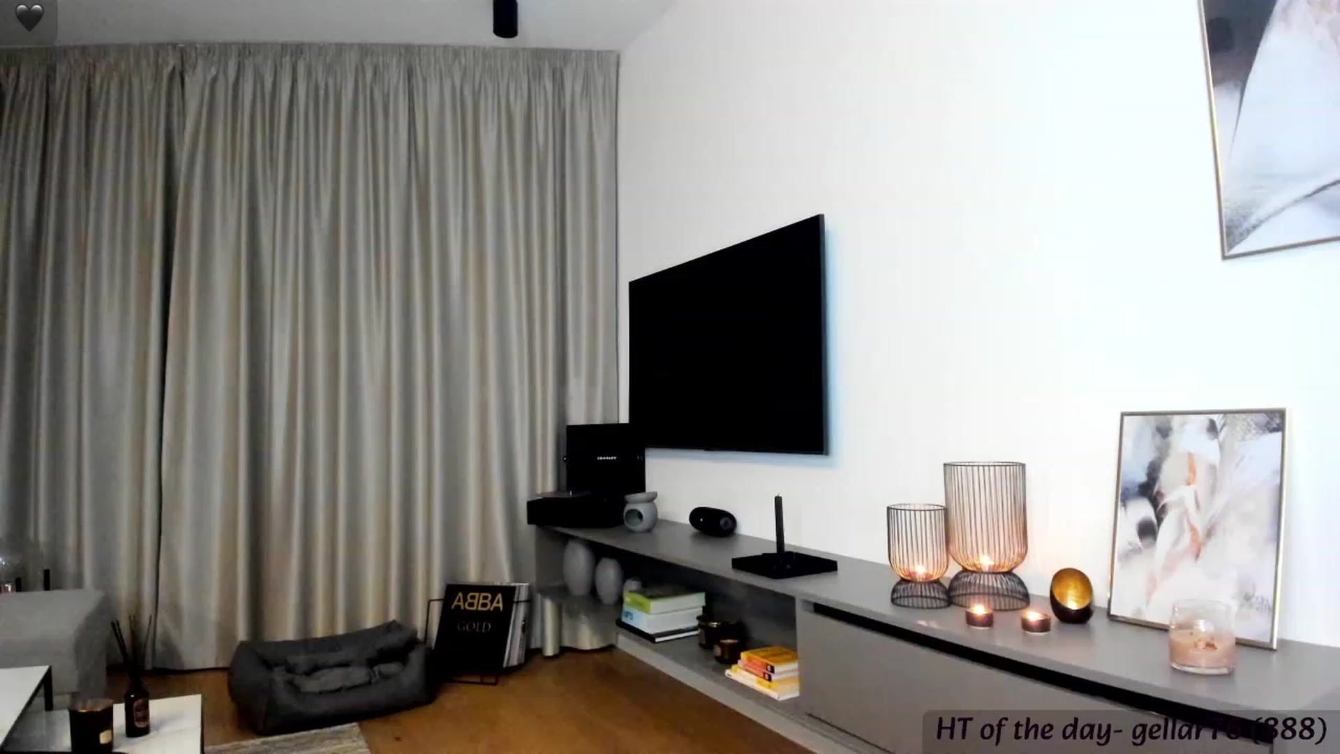 Gallery image thumbnail from Mi_Ha's myfreecams stream on, 11/26/2023, 22:47 image 10 of 20