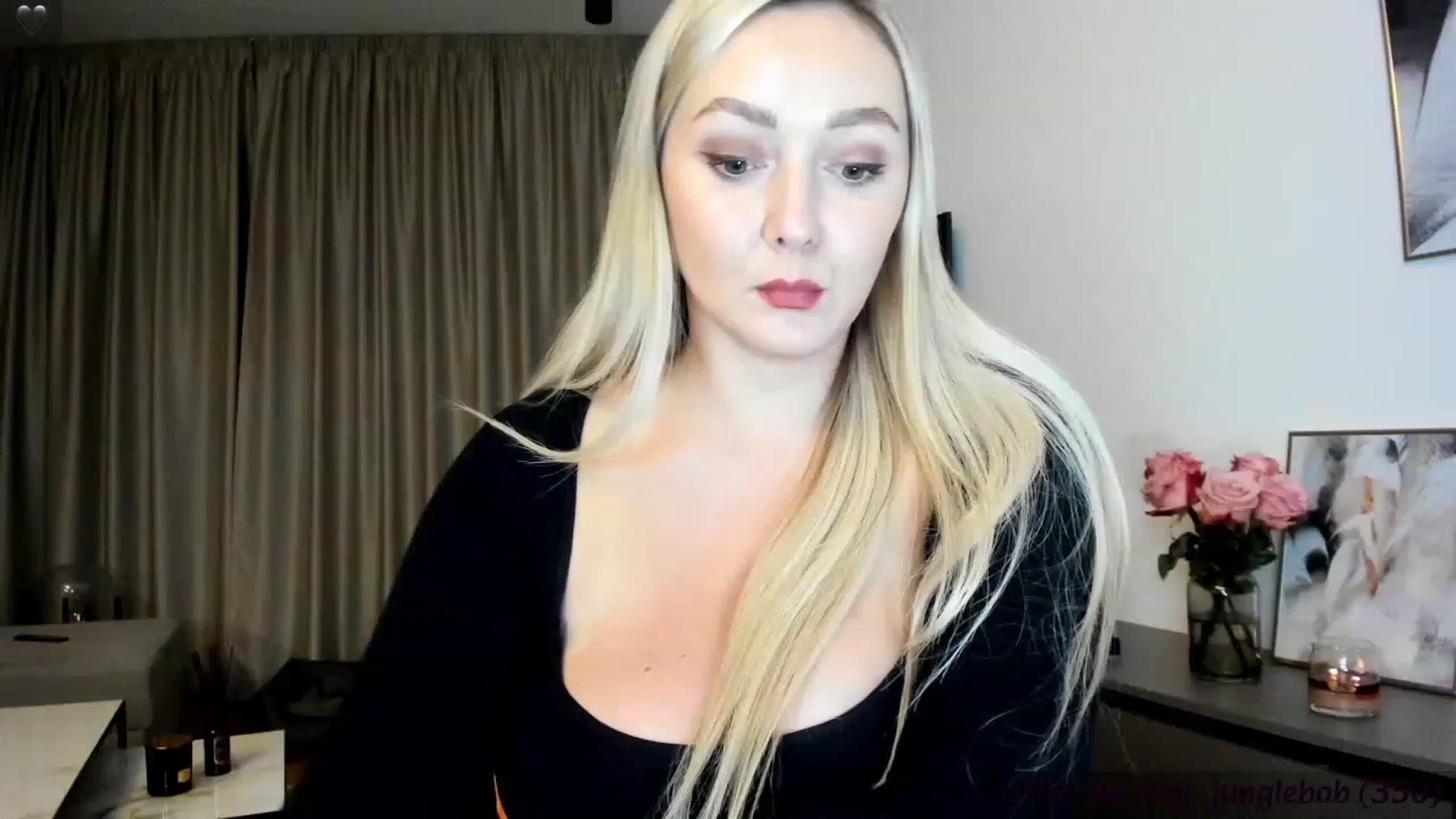 Gallery image thumbnail from Mi_Ha's myfreecams stream on, 11/27/2023, 16:30 image 12 of 20