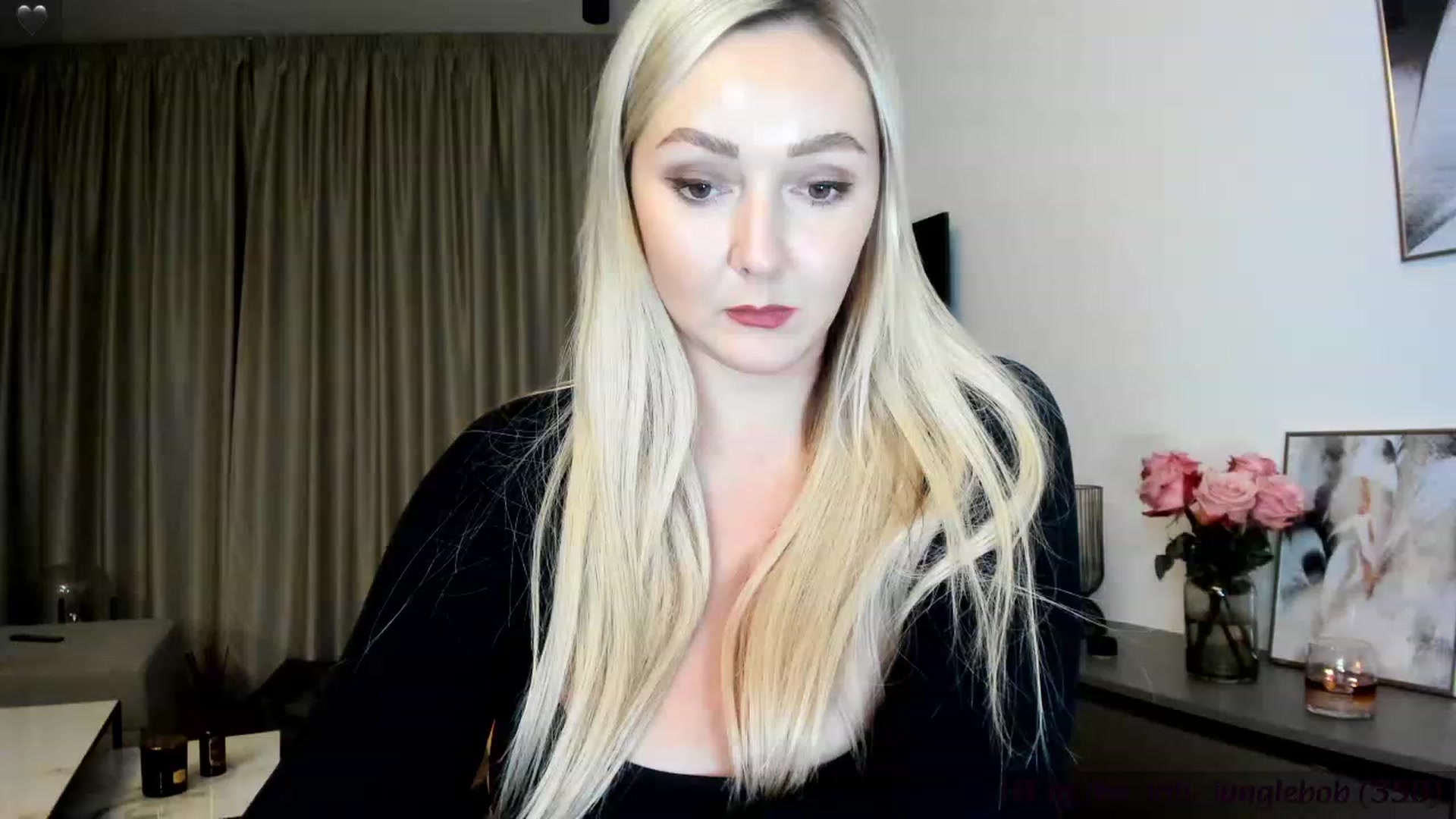 Gallery image thumbnail from Mi_Ha's myfreecams stream on, 11/27/2023, 16:30 image 13 of 20