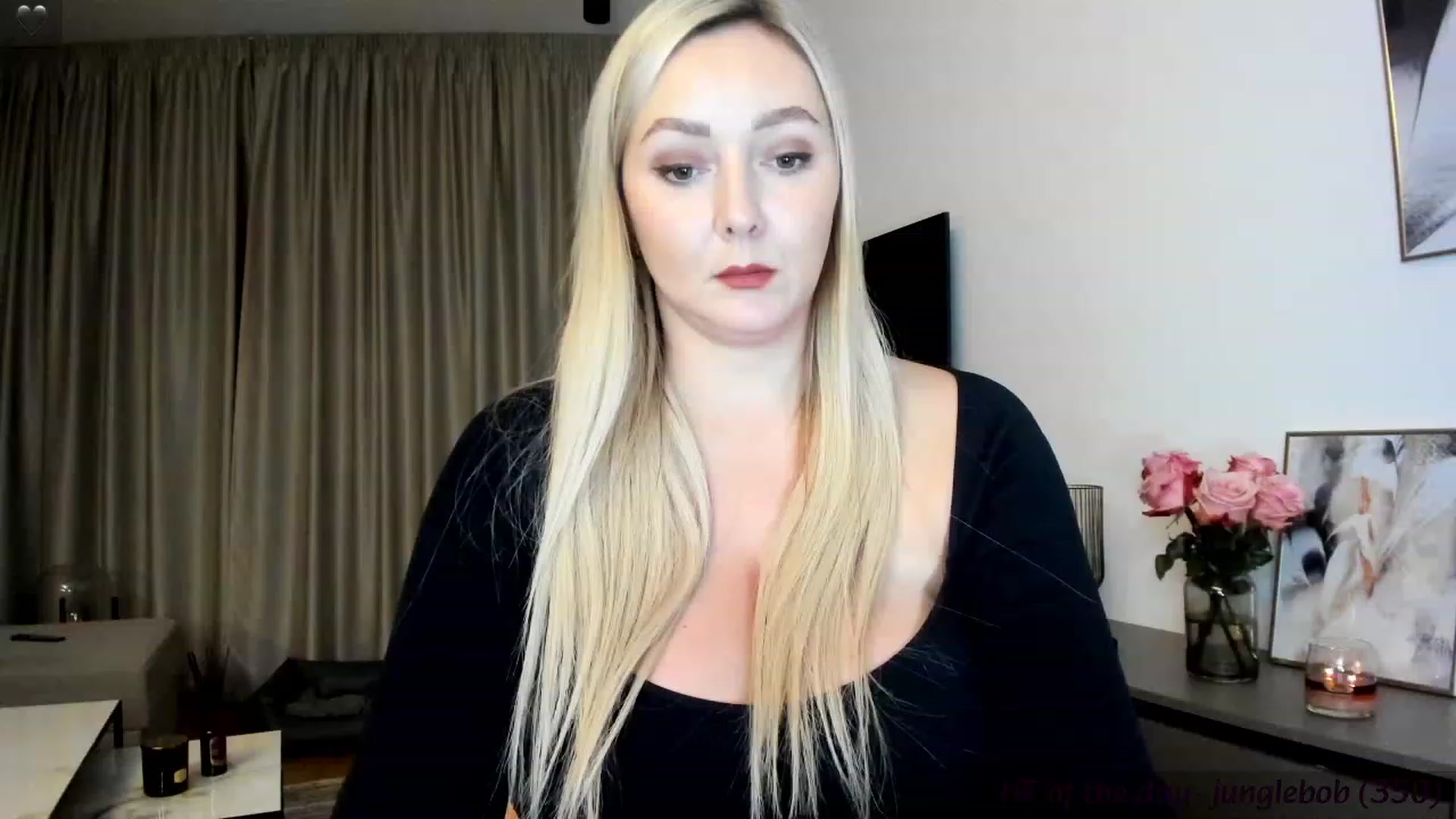 Gallery image thumbnail from Mi_Ha's myfreecams stream on, 11/27/2023, 16:30 image 14 of 20