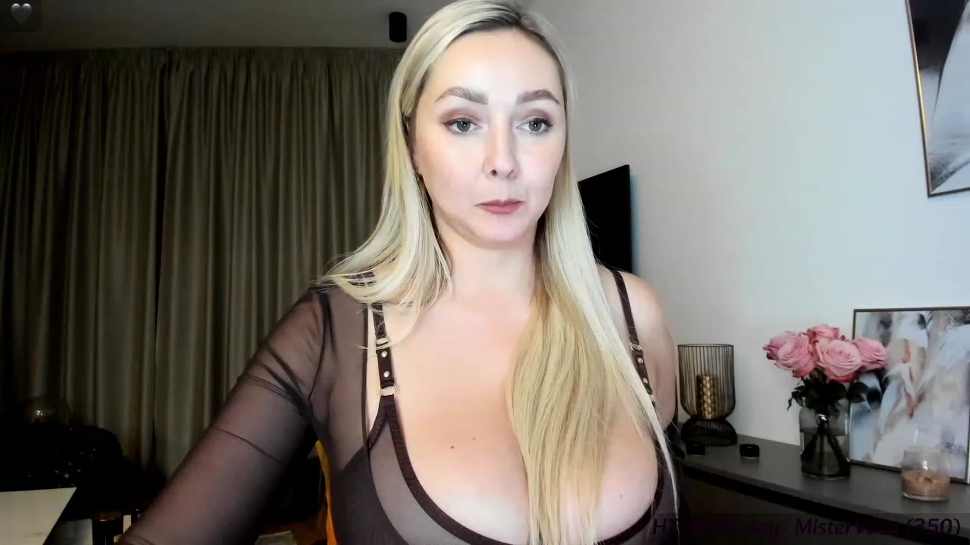 Gallery image thumbnail from Mi_Ha's myfreecams stream on, 11/28/2023, 22:08 image 2 of 20
