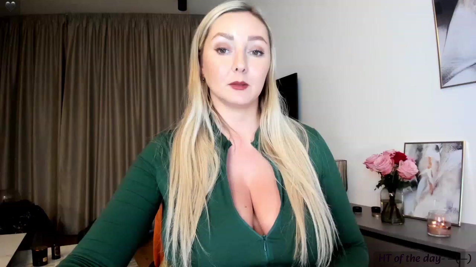 Gallery image thumbnail from Mi_Ha's myfreecams stream on, 11/29/2023, 15:44 image 11 of 20