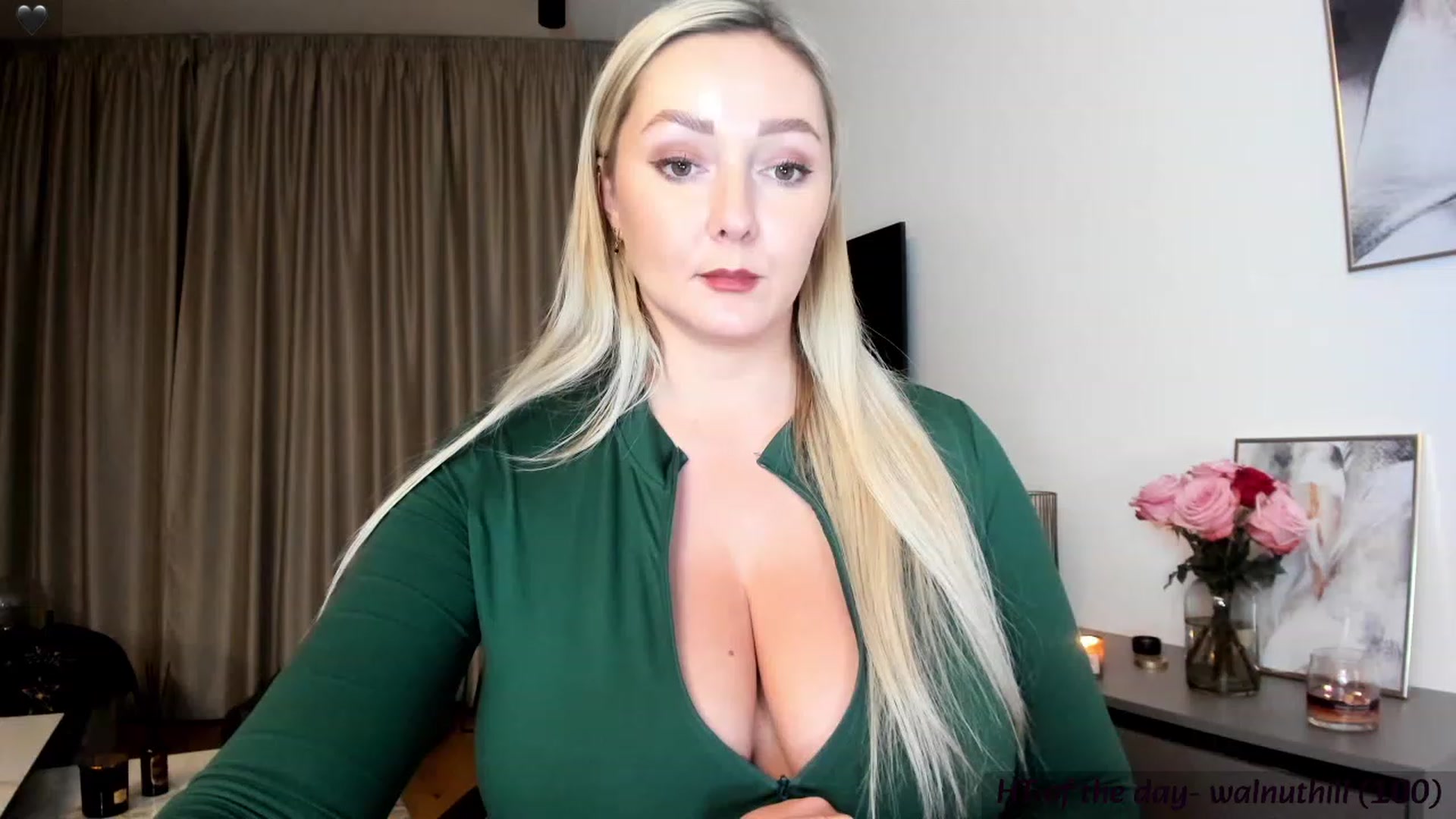 Gallery image thumbnail from Mi_Ha's myfreecams stream on, 11/29/2023, 17:08 image 19 of 20