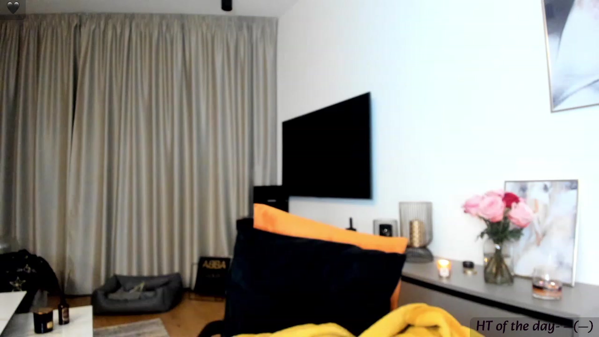 Gallery image thumbnail from Mi_Ha's myfreecams stream on, 11/29/2023, 17:08 image 2 of 20