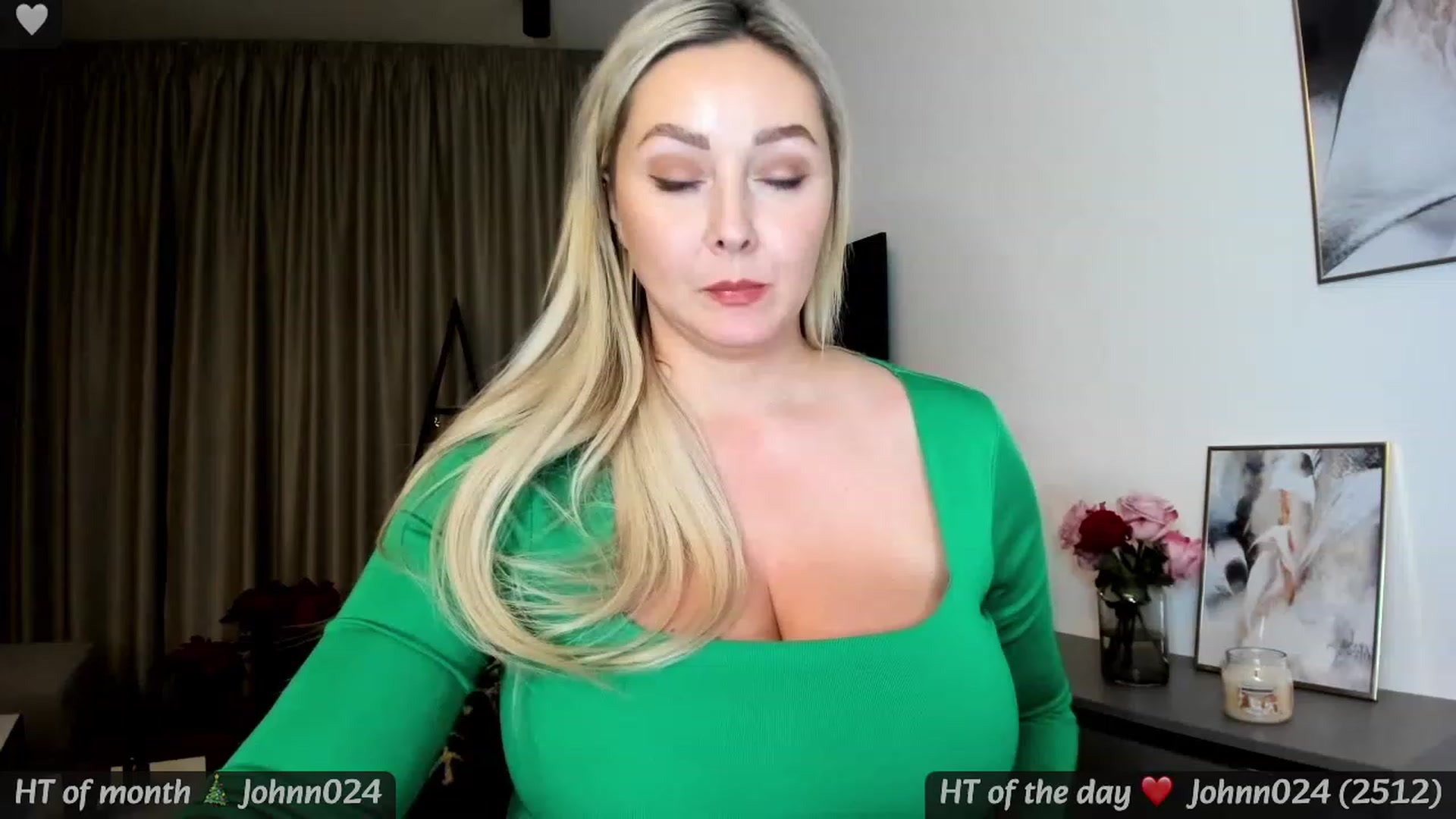Gallery image thumbnail from Mi_Ha's myfreecams stream on, 12/02/2023, 21:51 image 17 of 20