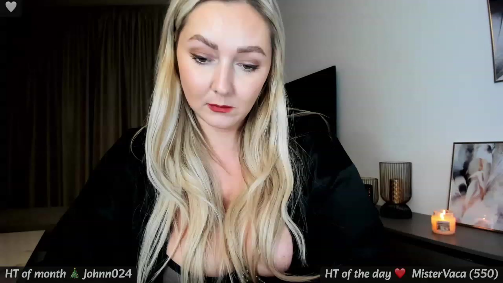 Gallery image thumbnail from Mi_Ha's myfreecams stream on, 12/03/2023, 16:47 image 18 of 20