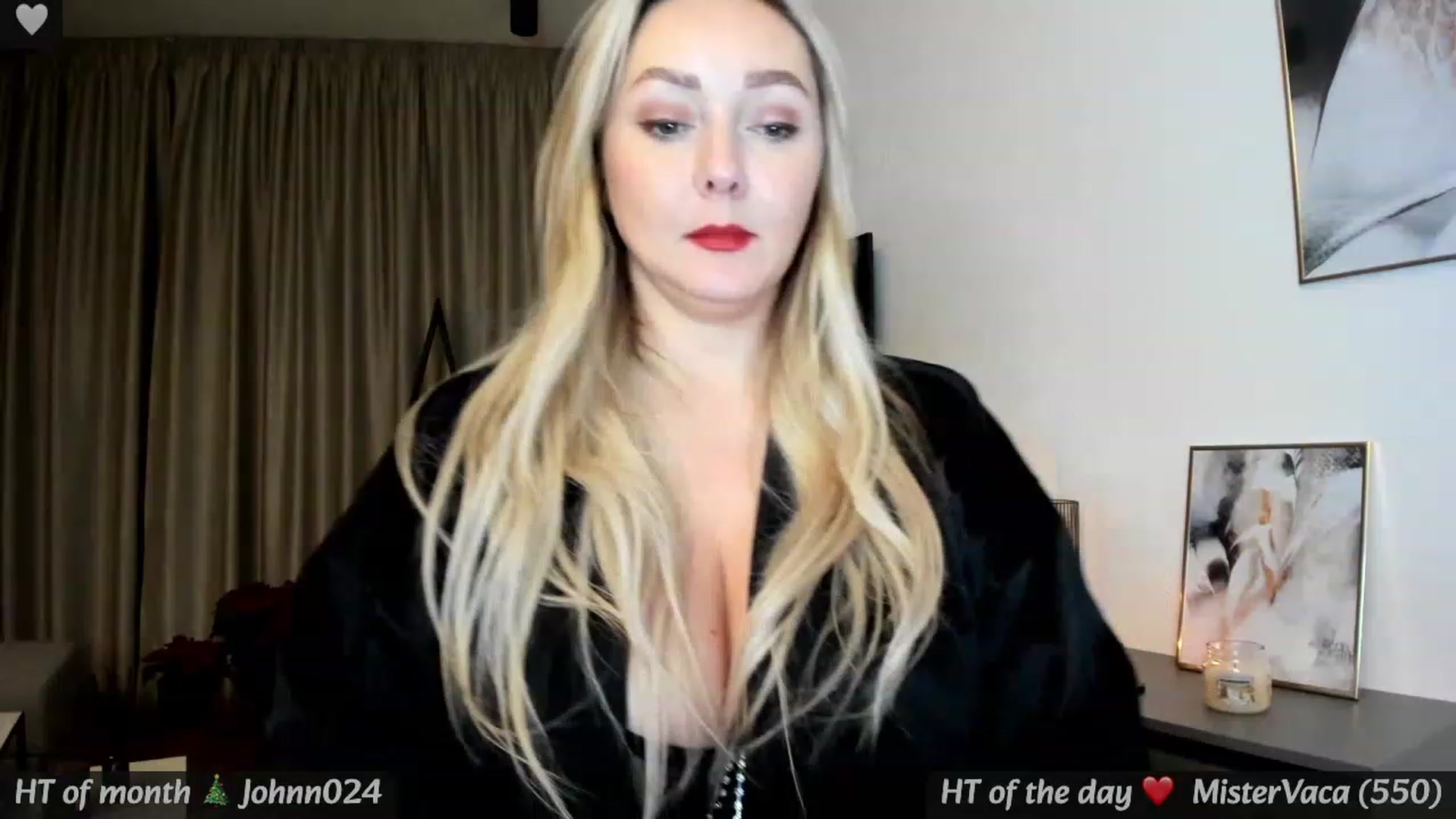 Gallery image thumbnail from Mi_Ha's myfreecams stream on, 12/03/2023, 22:46 image 12 of 20