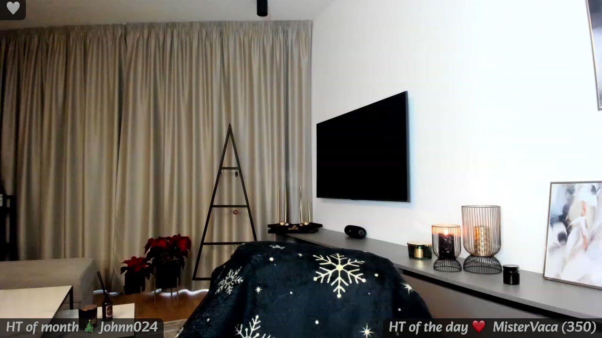Gallery image thumbnail from Mi_Ha's myfreecams stream on, 12/04/2023, 17:09 image 1 of 20