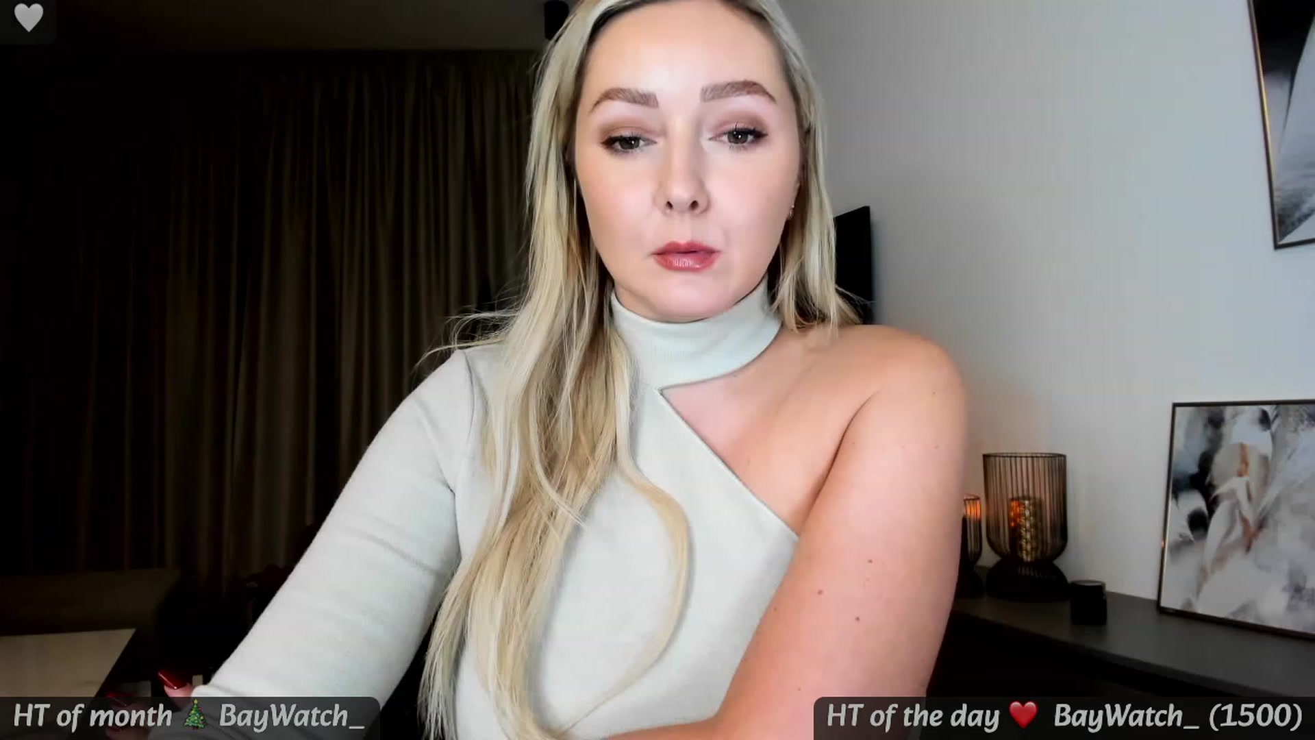 Gallery image thumbnail from Mi_Ha's myfreecams stream on, 12/04/2023, 17:09 image 19 of 20