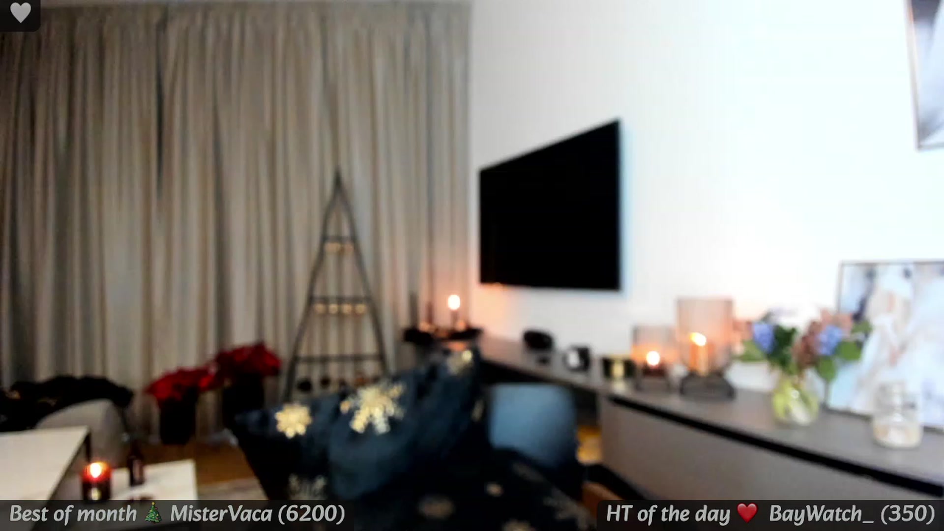 Gallery image thumbnail from Mi_Ha's myfreecams stream on, 12/18/2023, 15:26 image 10 of 20