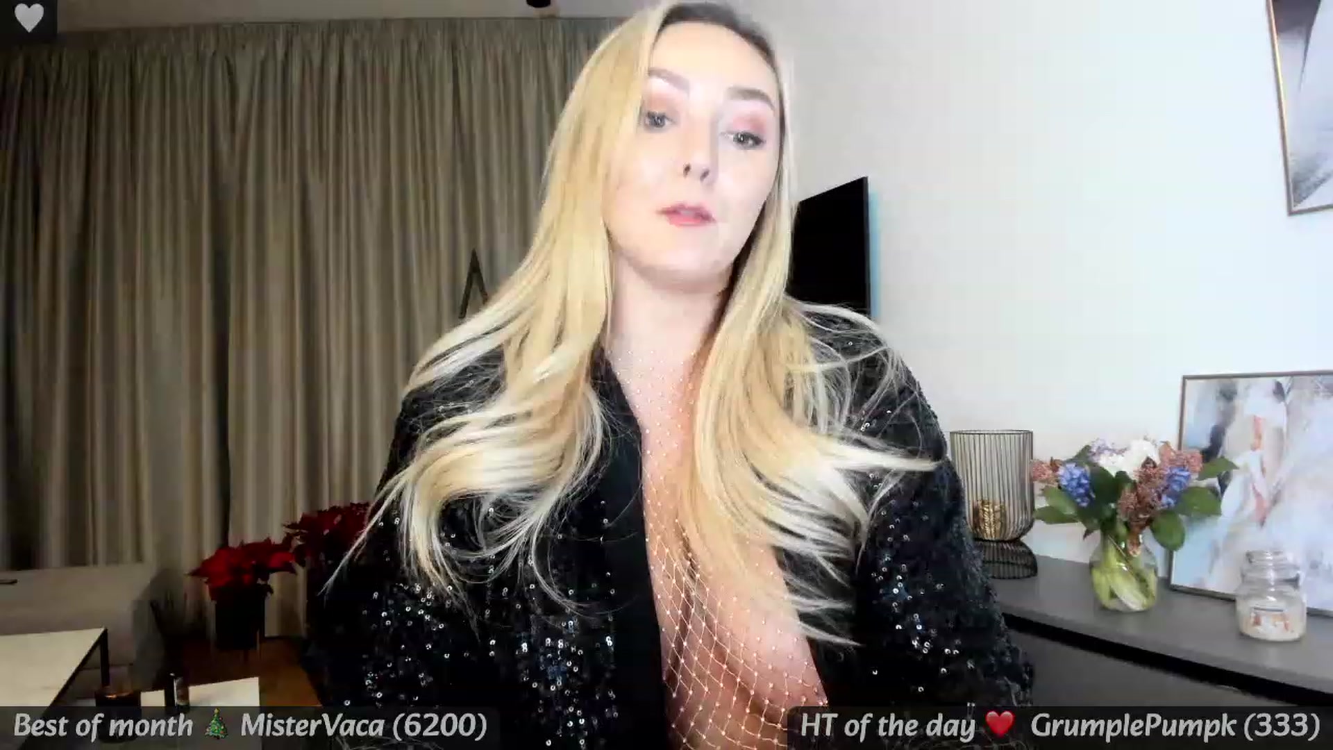 Gallery image thumbnail from Mi_Ha's myfreecams stream on, 12/19/2023, 16:15 image 18 of 20