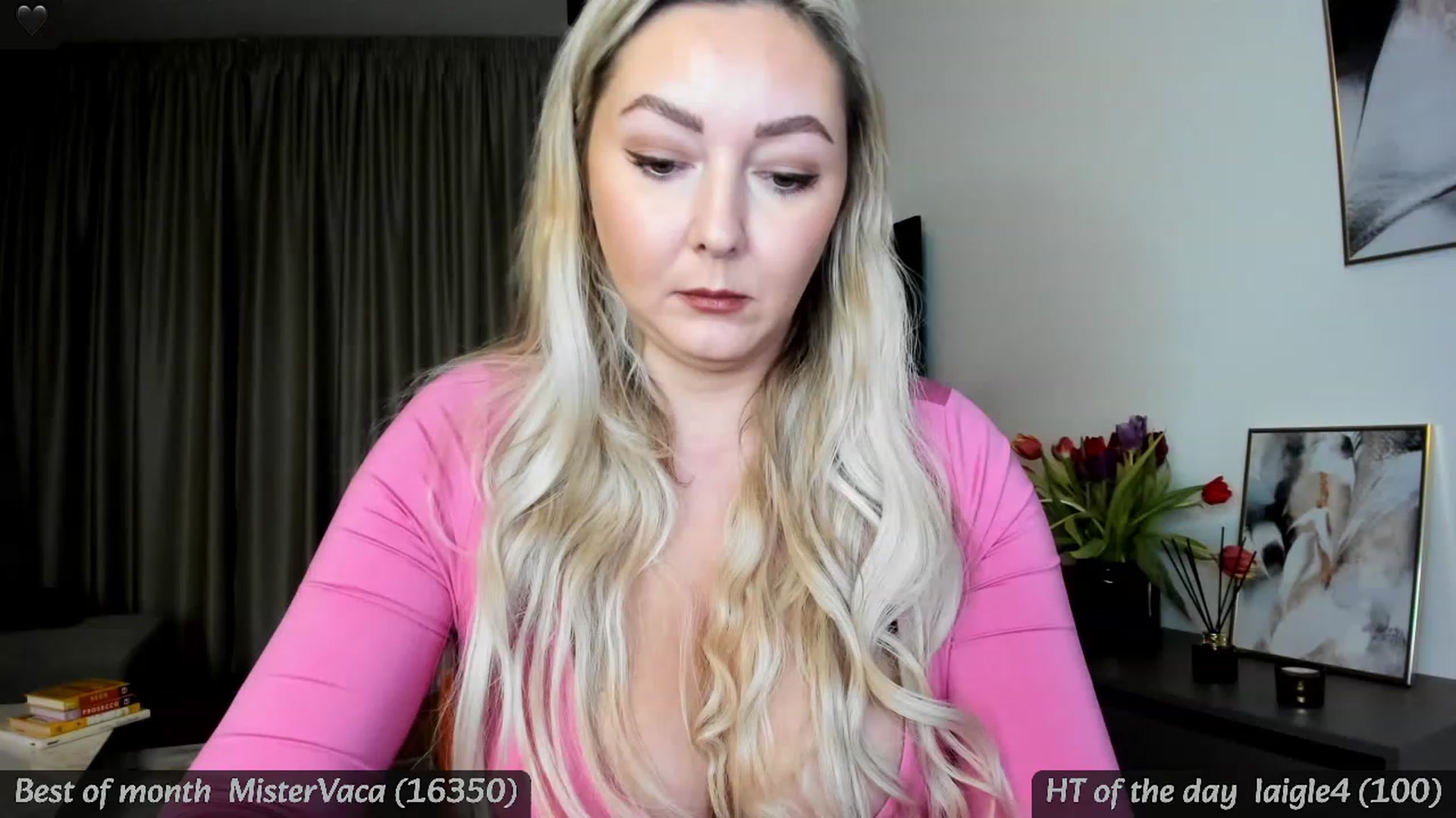 Gallery image thumbnail from Mi_Ha's myfreecams stream on, 01/22/2024, 17:04 image 8 of 20