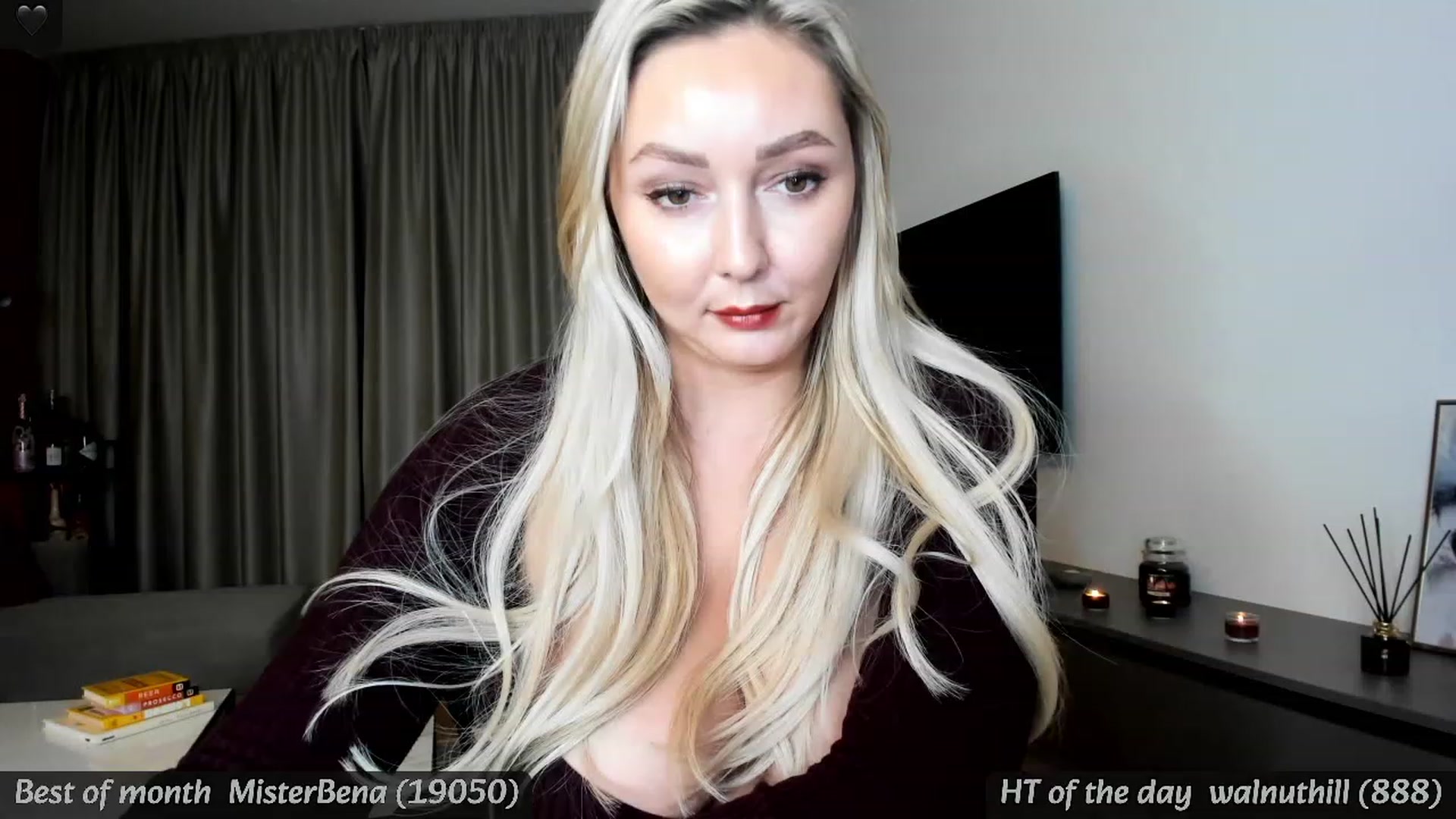Gallery image thumbnail from Mi_Ha's myfreecams stream on, 01/29/2024, 22:26 image 16 of 20