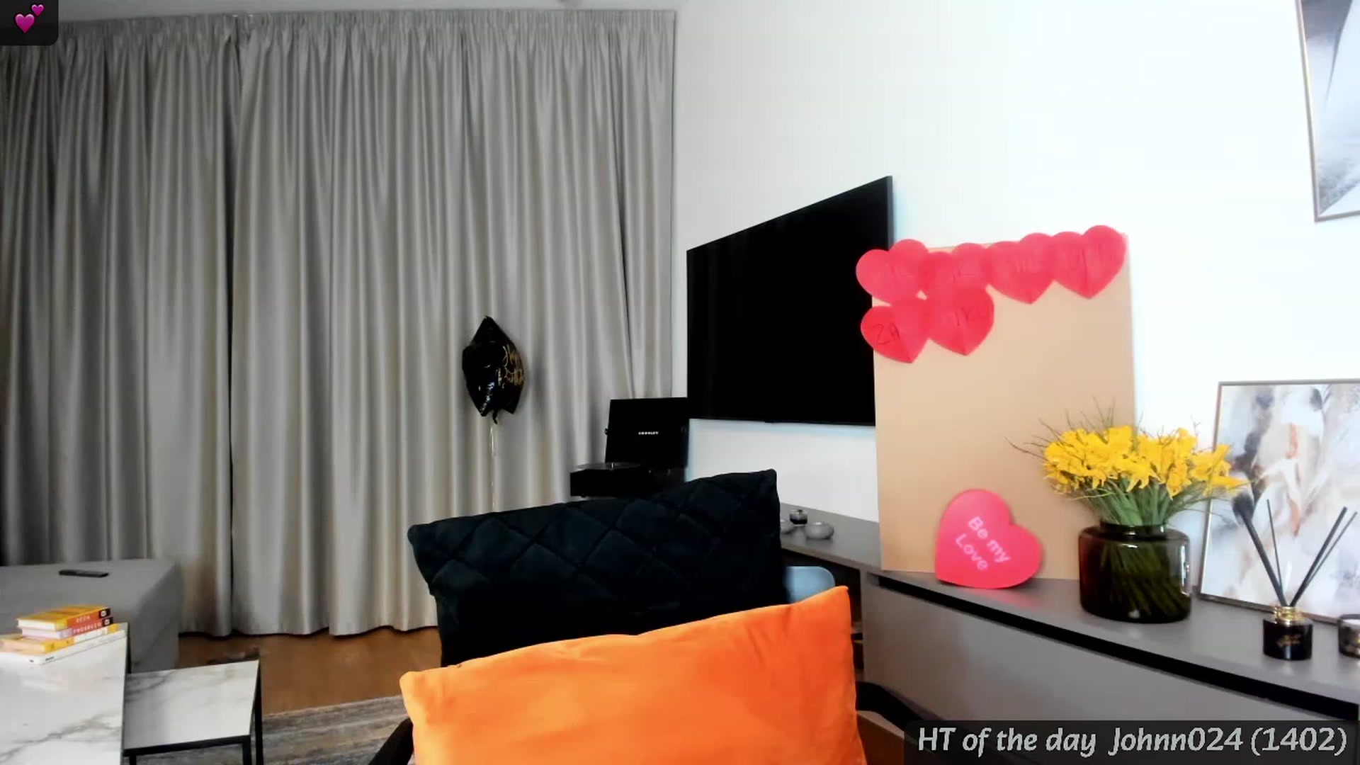 Gallery image thumbnail from Mi_Ha's myfreecams stream on, 02/03/2024, 23:16 image 1 of 20
