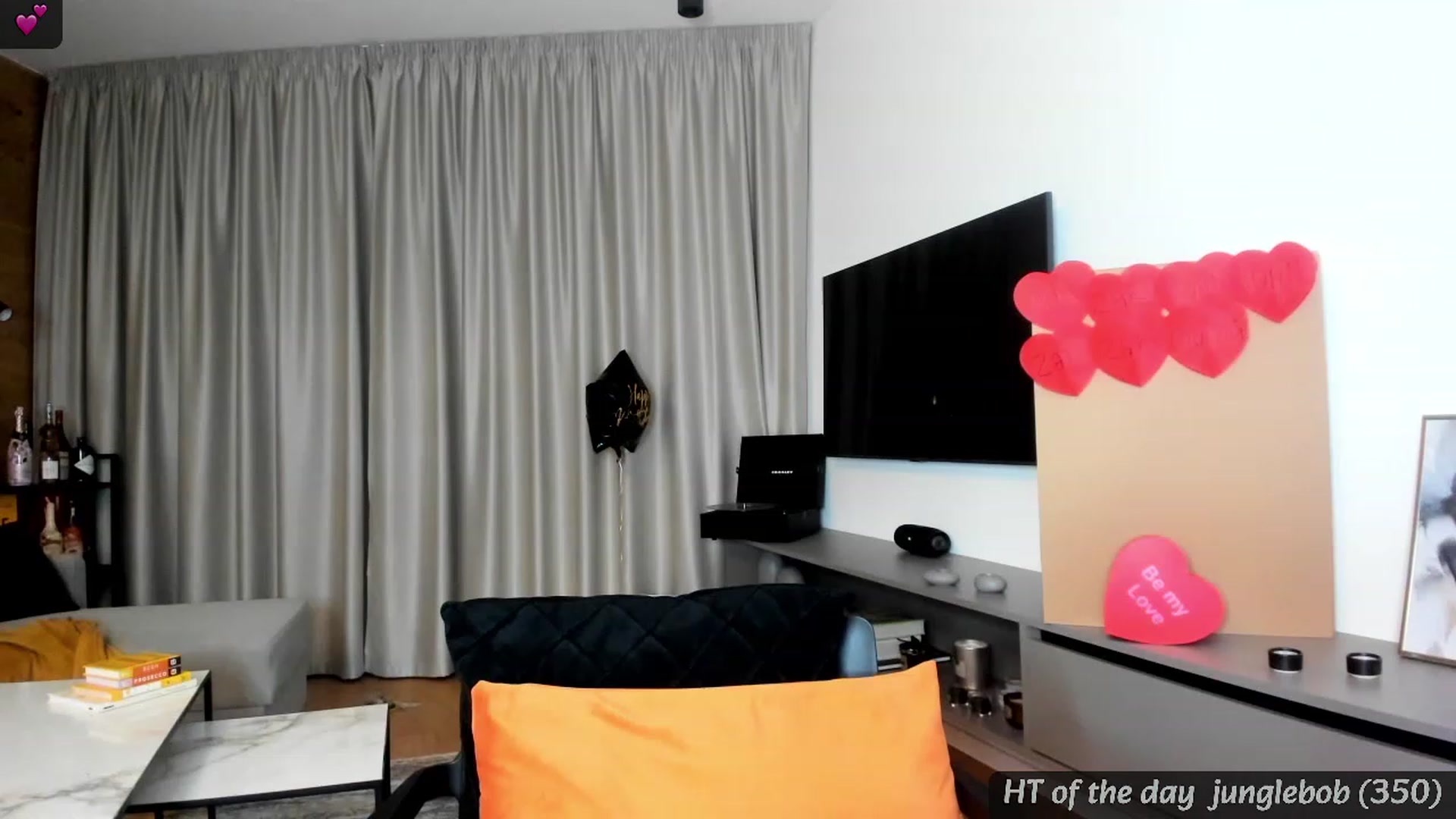 Gallery image thumbnail from Mi_Ha's myfreecams stream on, 02/04/2024, 23:11 image 1 of 20