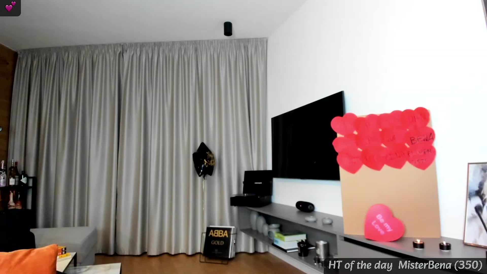 Gallery image thumbnail from Mi_Ha's myfreecams stream on, 02/06/2024, 22:46 image 4 of 20