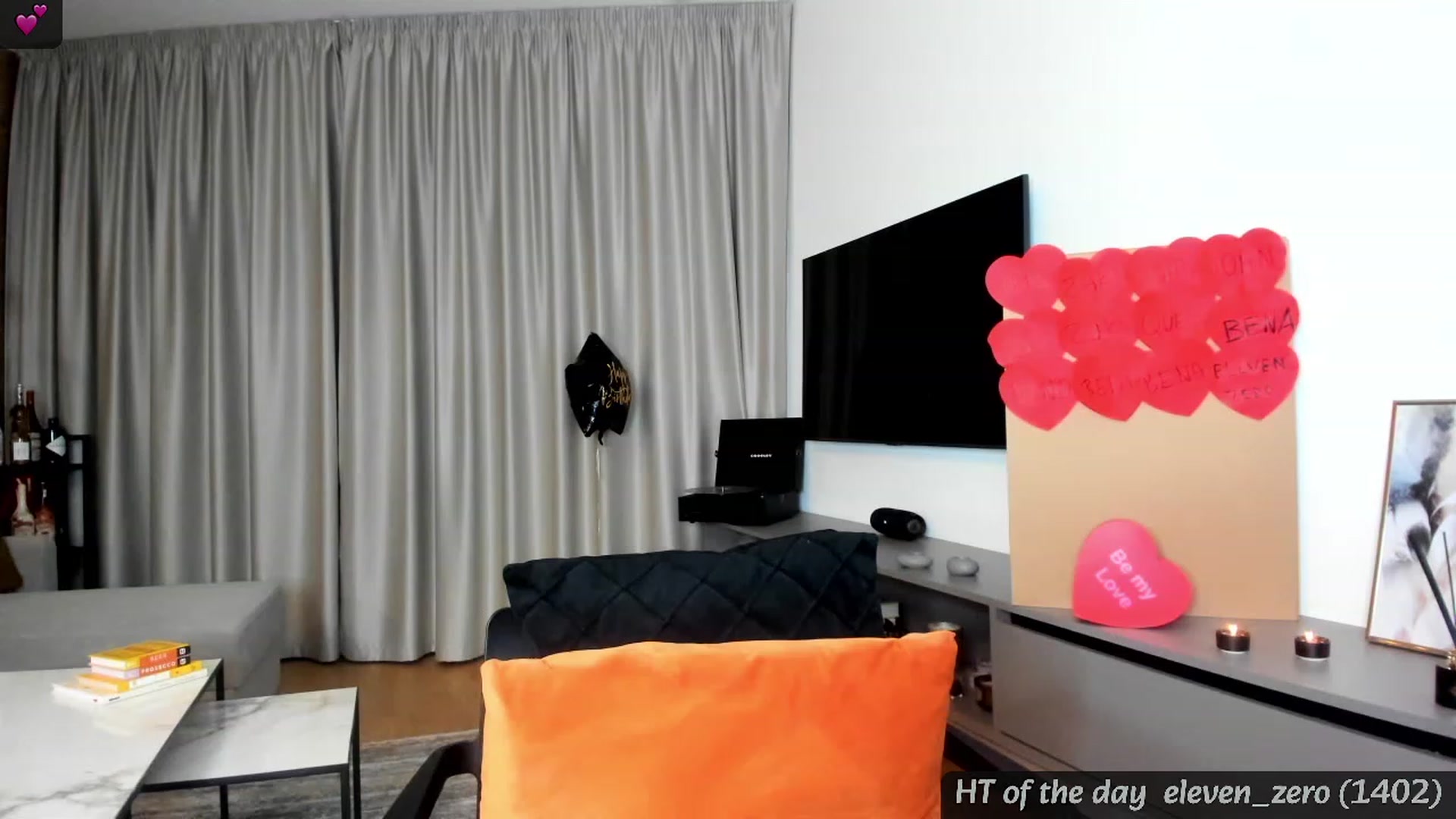 Gallery image thumbnail from Mi_Ha's myfreecams stream on, 02/06/2024, 23:28 image 10 of 20
