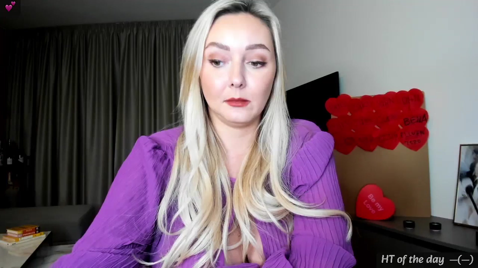 Gallery image thumbnail from Mi_Ha's myfreecams stream on, 02/07/2024, 16:23 image 4 of 20