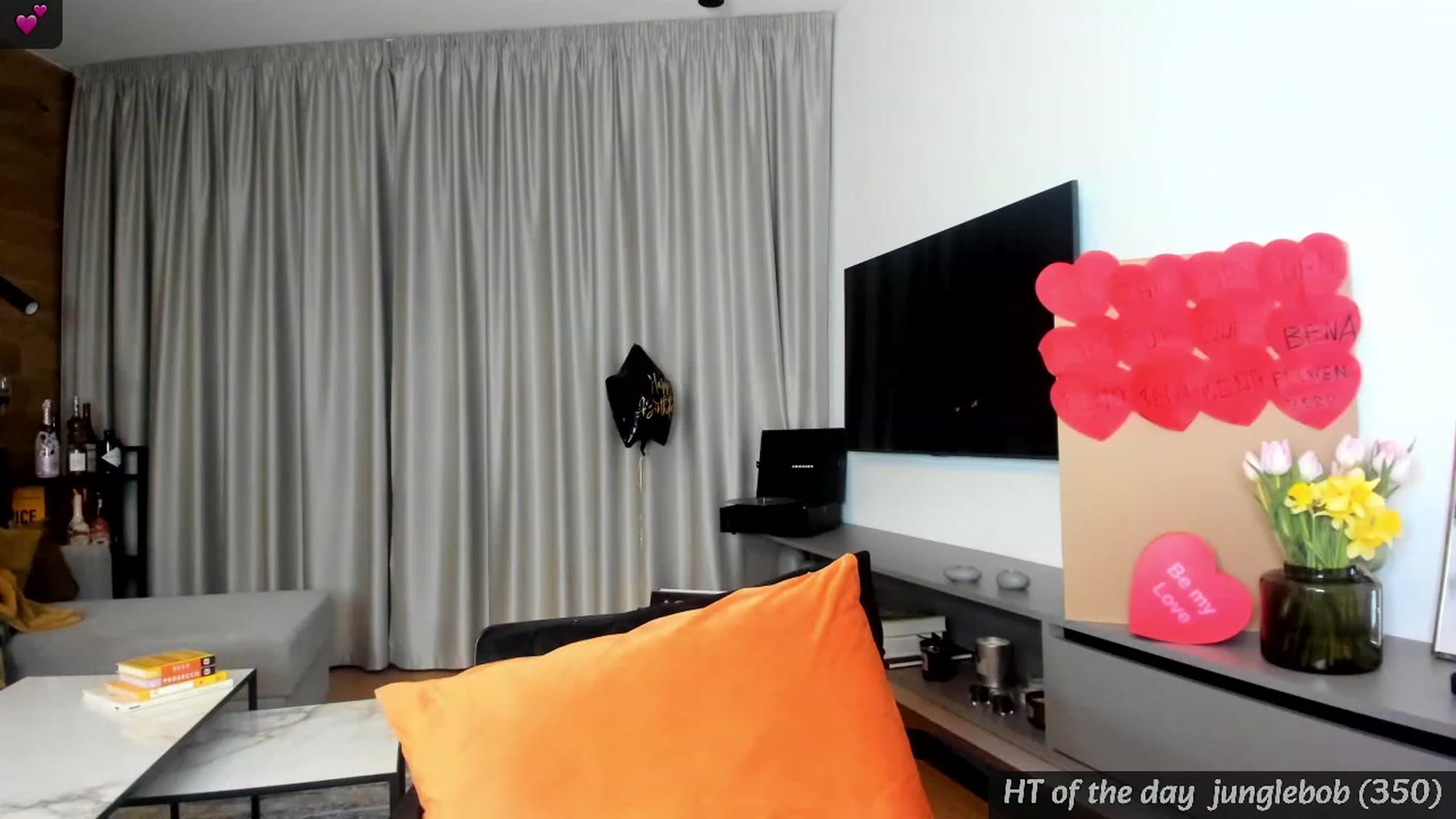 Gallery image thumbnail from Mi_Ha's myfreecams stream on, 02/09/2024, 23:08 image 2 of 20