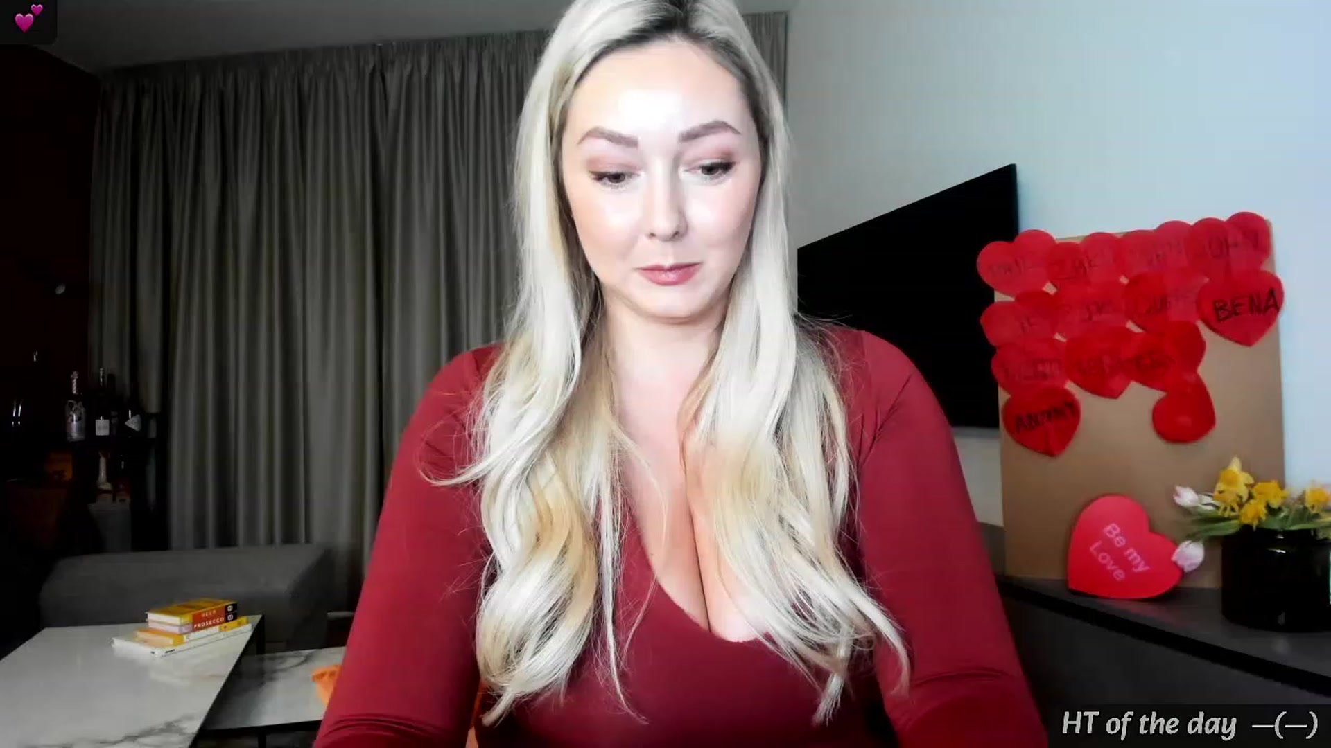Gallery image thumbnail from Mi_Ha's myfreecams stream on, 02/11/2024, 15:40 image 2 of 20