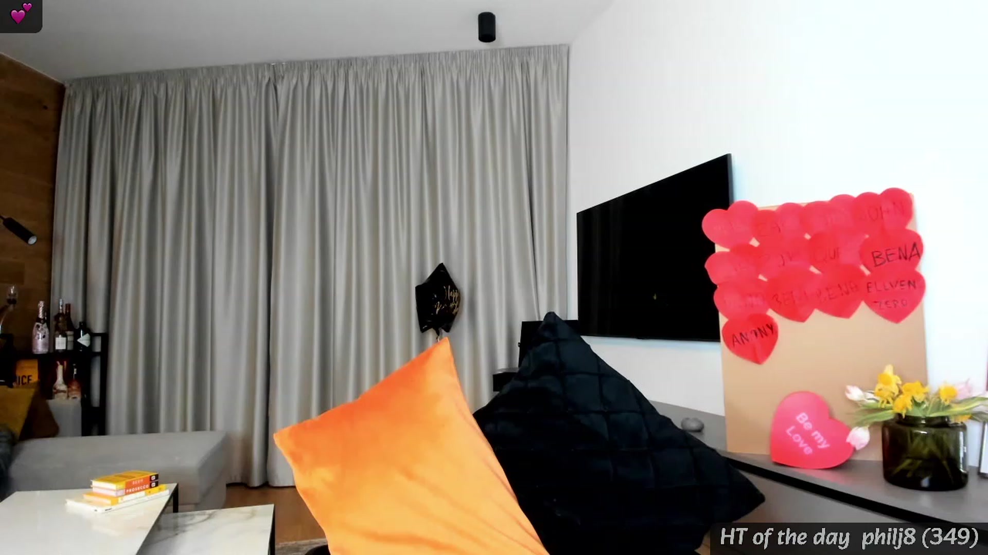 Gallery image thumbnail from Mi_Ha's myfreecams stream on, 02/11/2024, 16:53 image 8 of 20