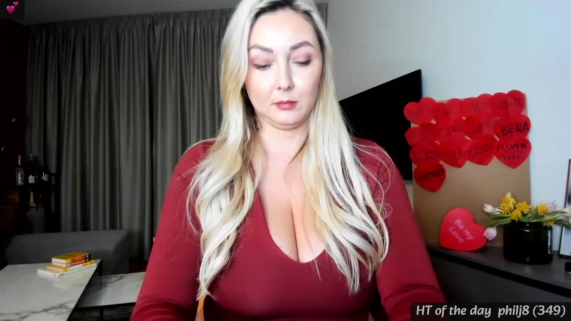 Gallery image thumbnail from Mi_Ha's myfreecams stream on, 02/11/2024, 16:53 image 12 of 20