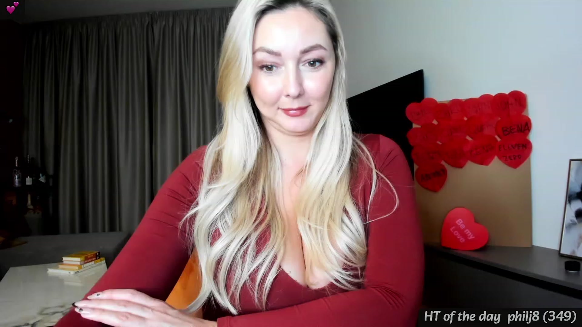 Gallery image thumbnail from Mi_Ha's myfreecams stream on, 02/11/2024, 22:18 image 6 of 20
