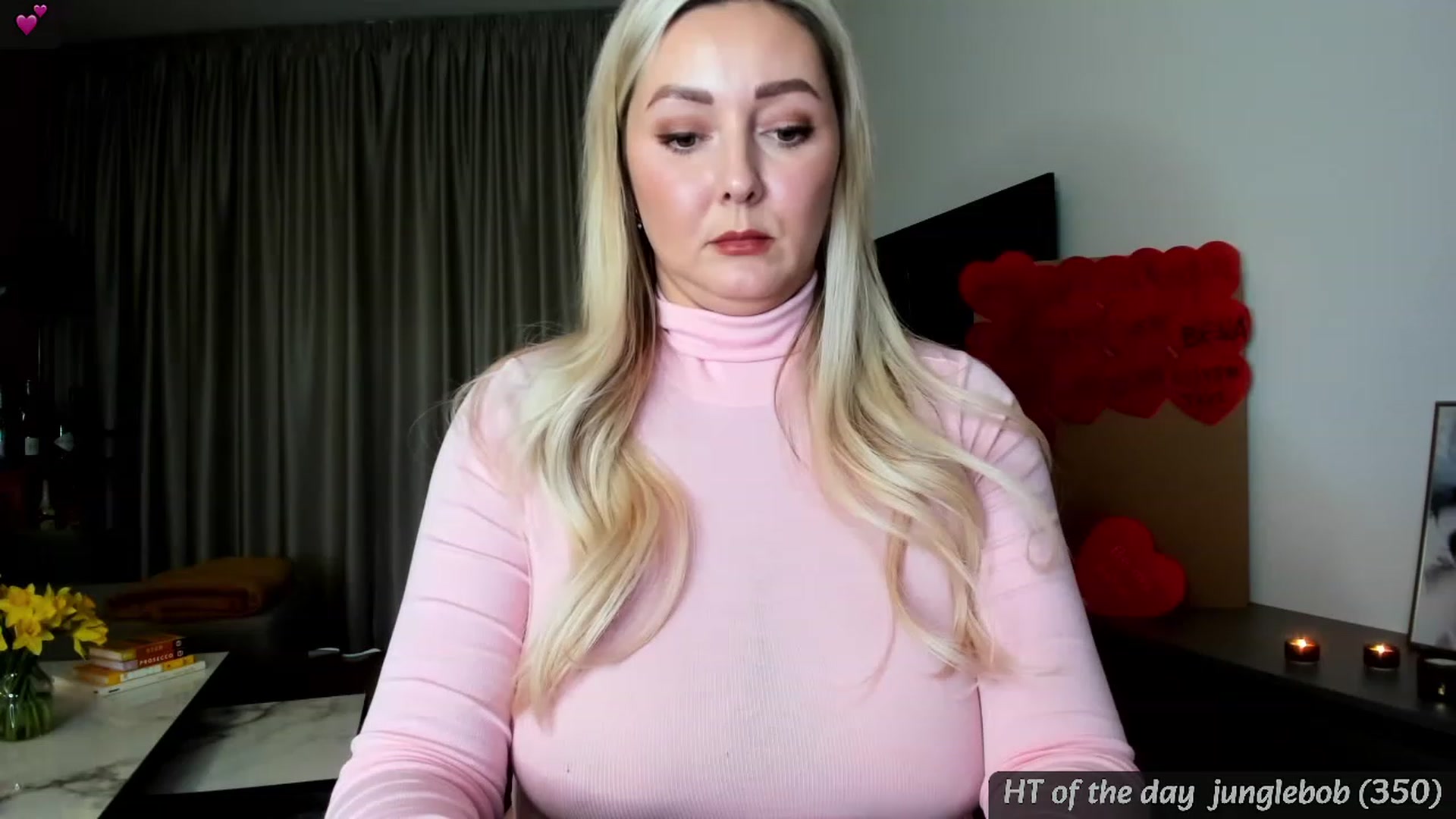 Gallery image thumbnail from Mi_Ha's myfreecams stream on, 02/13/2024, 16:21 image 3 of 20