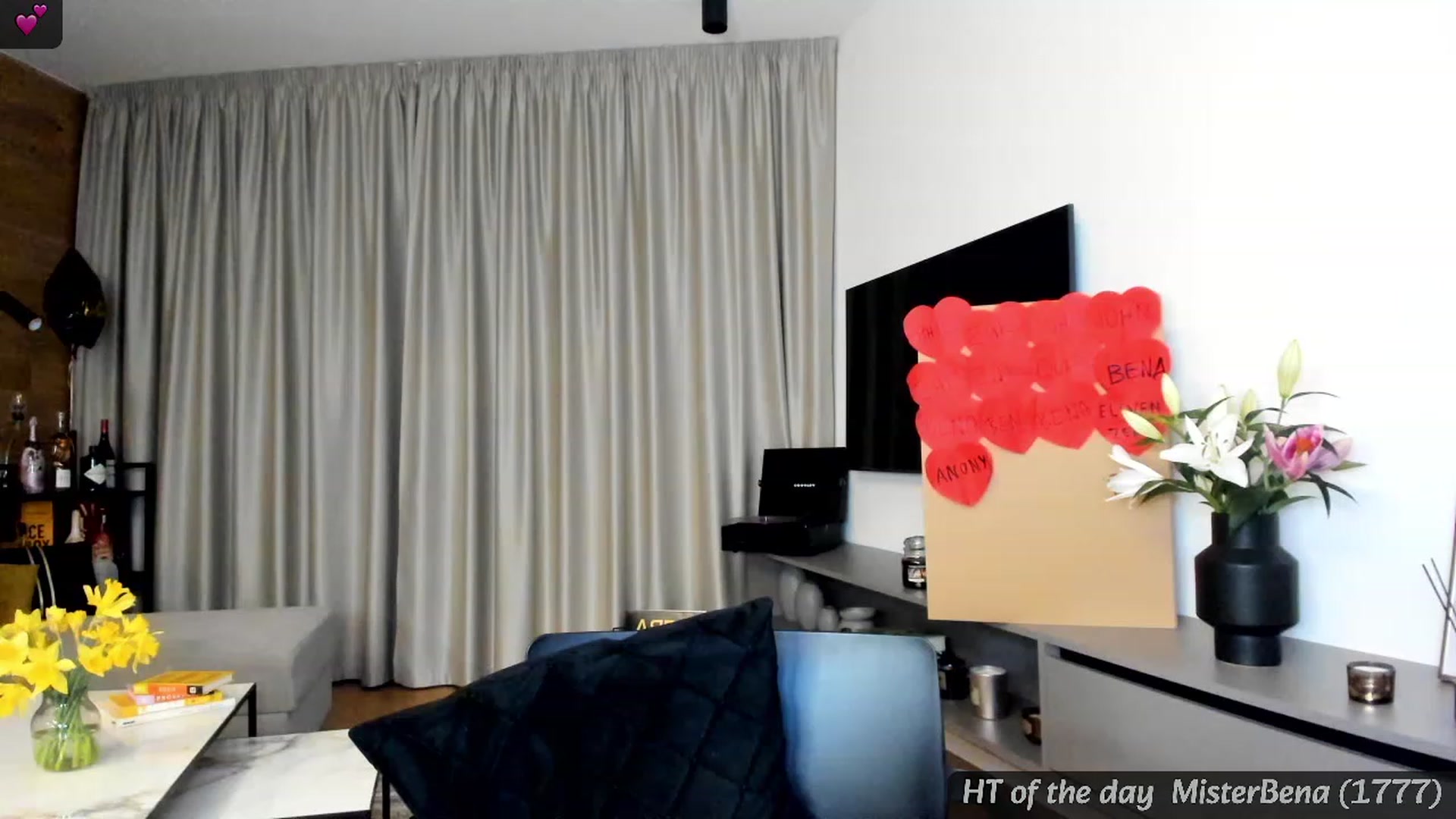 Gallery image thumbnail from Mi_Ha's myfreecams stream on, 02/14/2024, 23:54 image 17 of 20