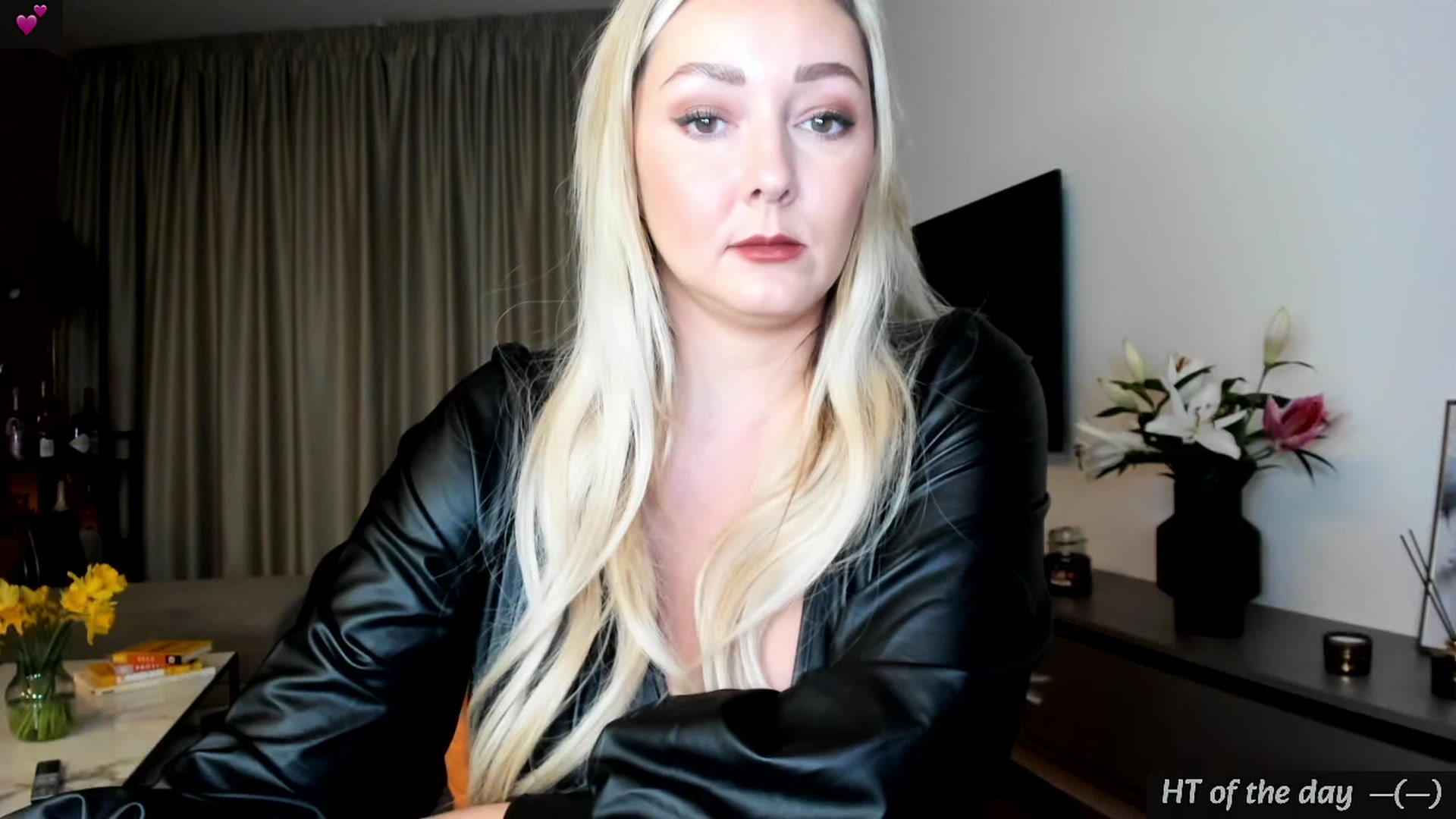 Gallery image thumbnail from Mi_Ha's myfreecams stream on, 02/15/2024, 15:58 image 12 of 20