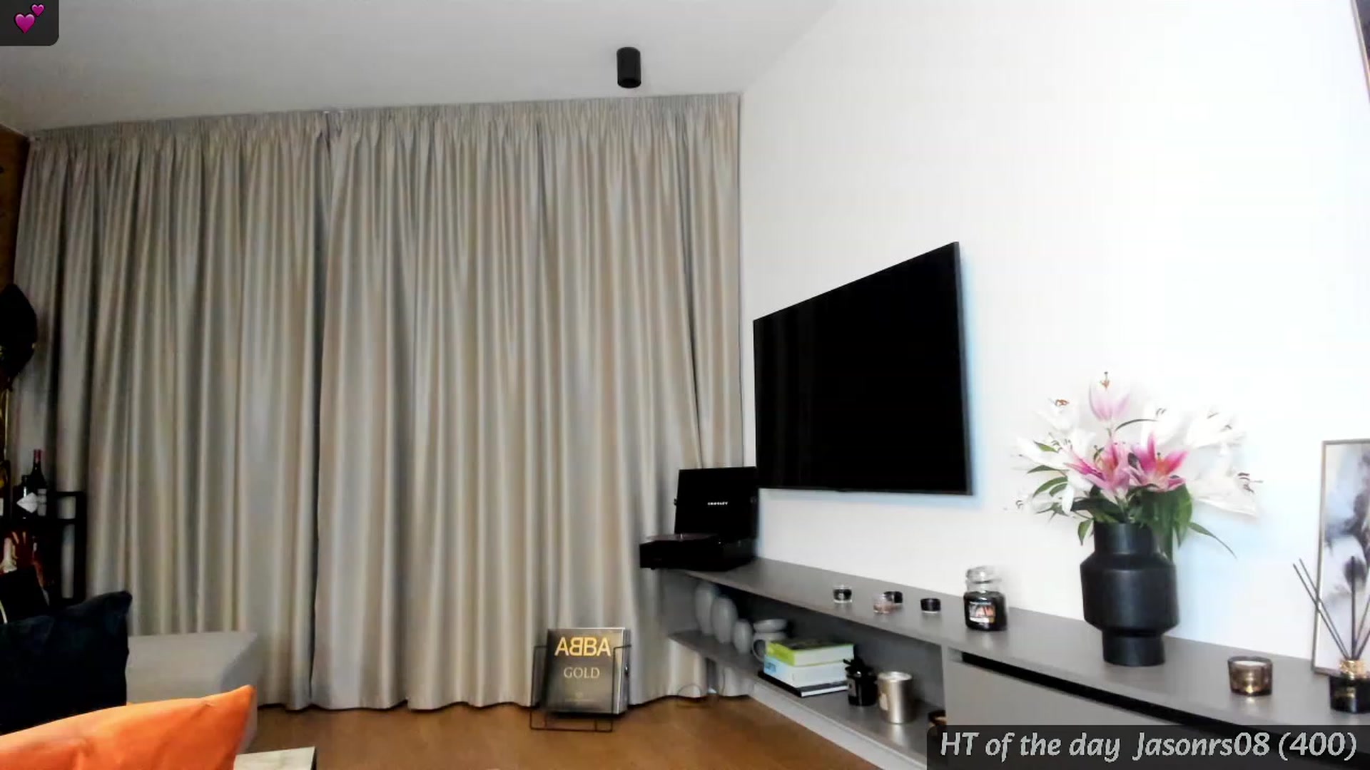Gallery image thumbnail from Mi_Ha's myfreecams stream on, 02/20/2024, 17:44 image 9 of 20